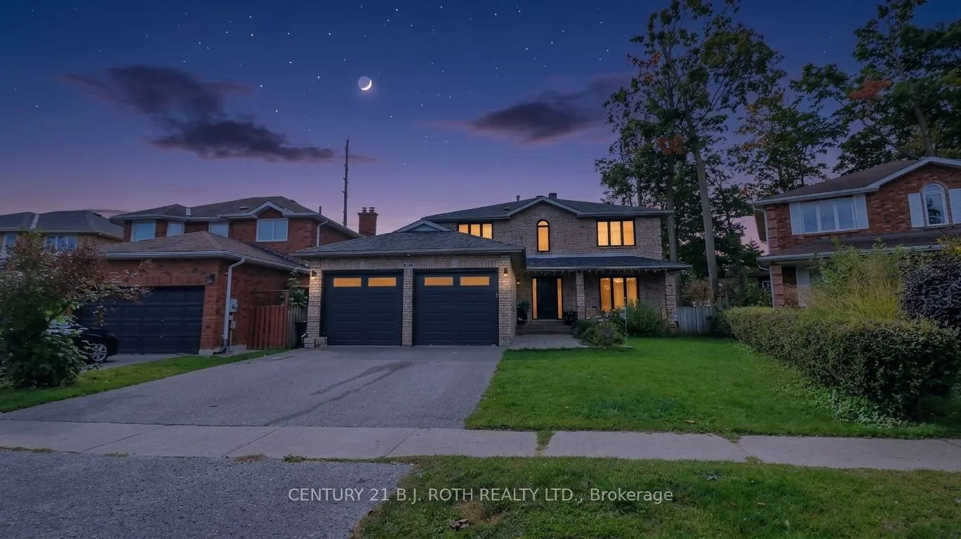 61 Barwick Drive W