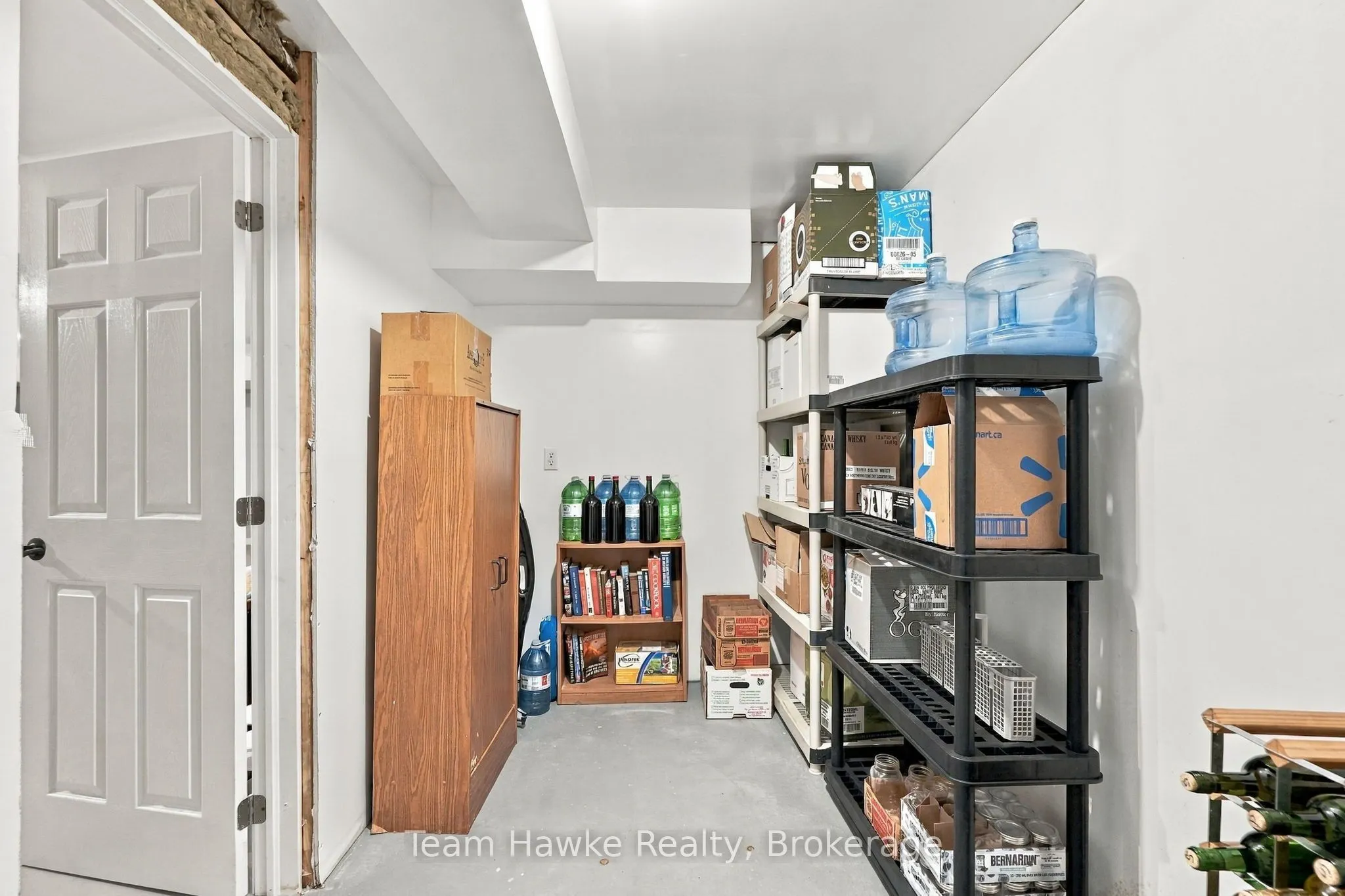 385 Lafontaine Road W