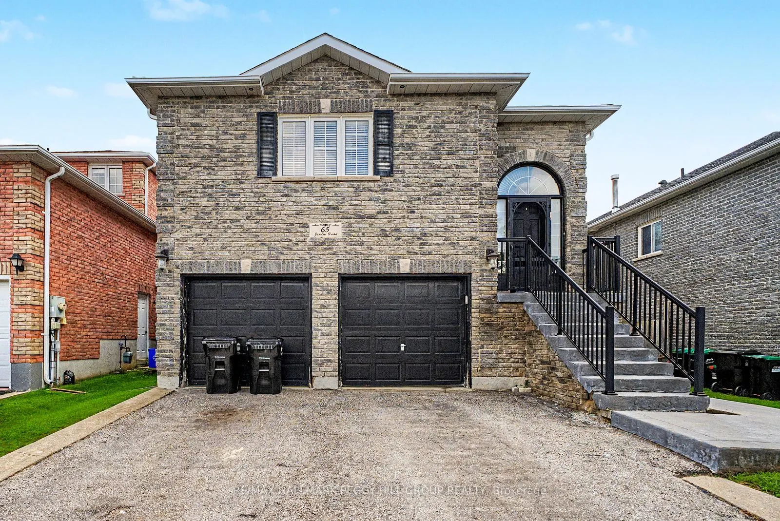 65 Jessica Drive #Upper