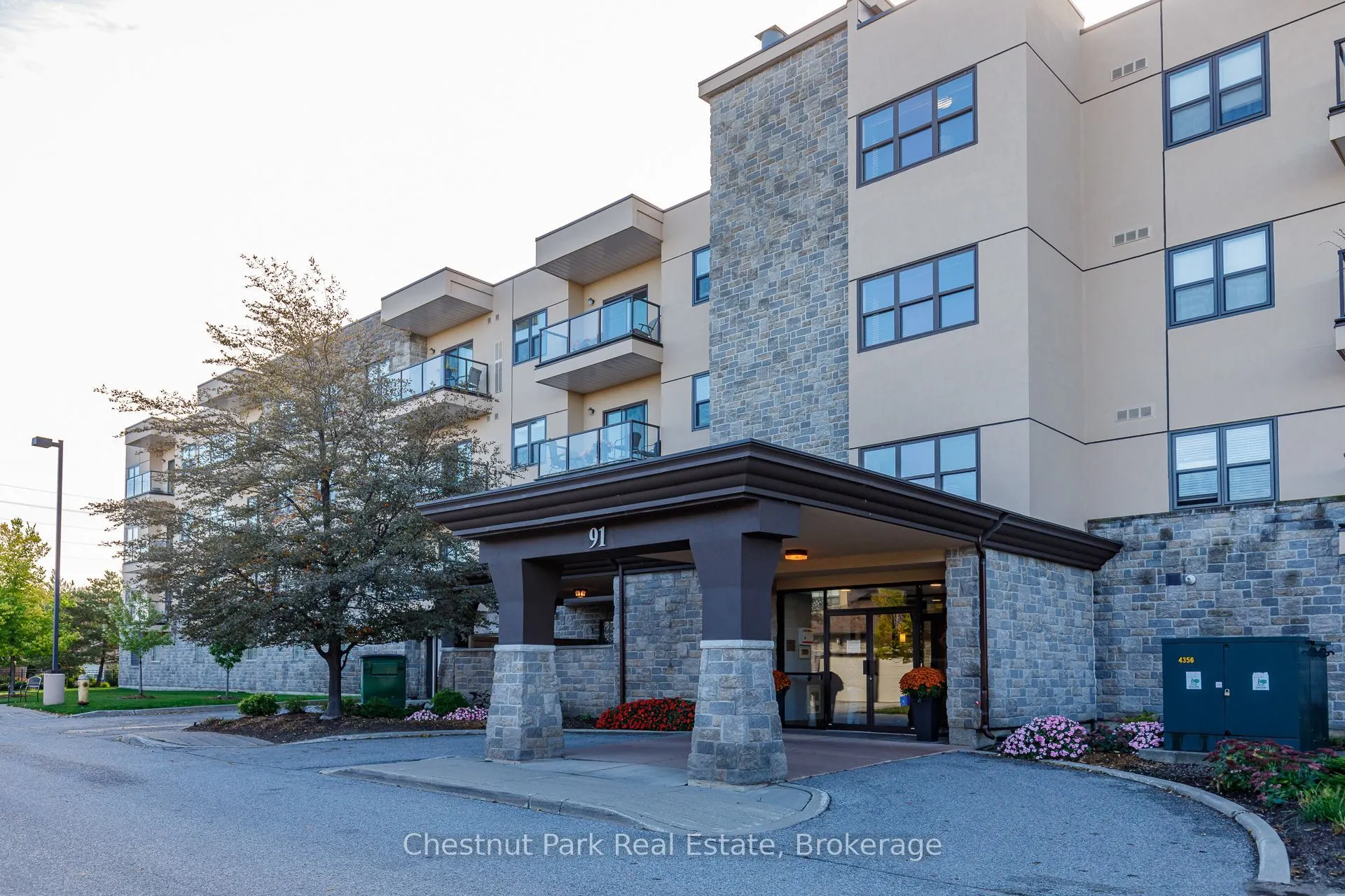 91 Raglan Street #416