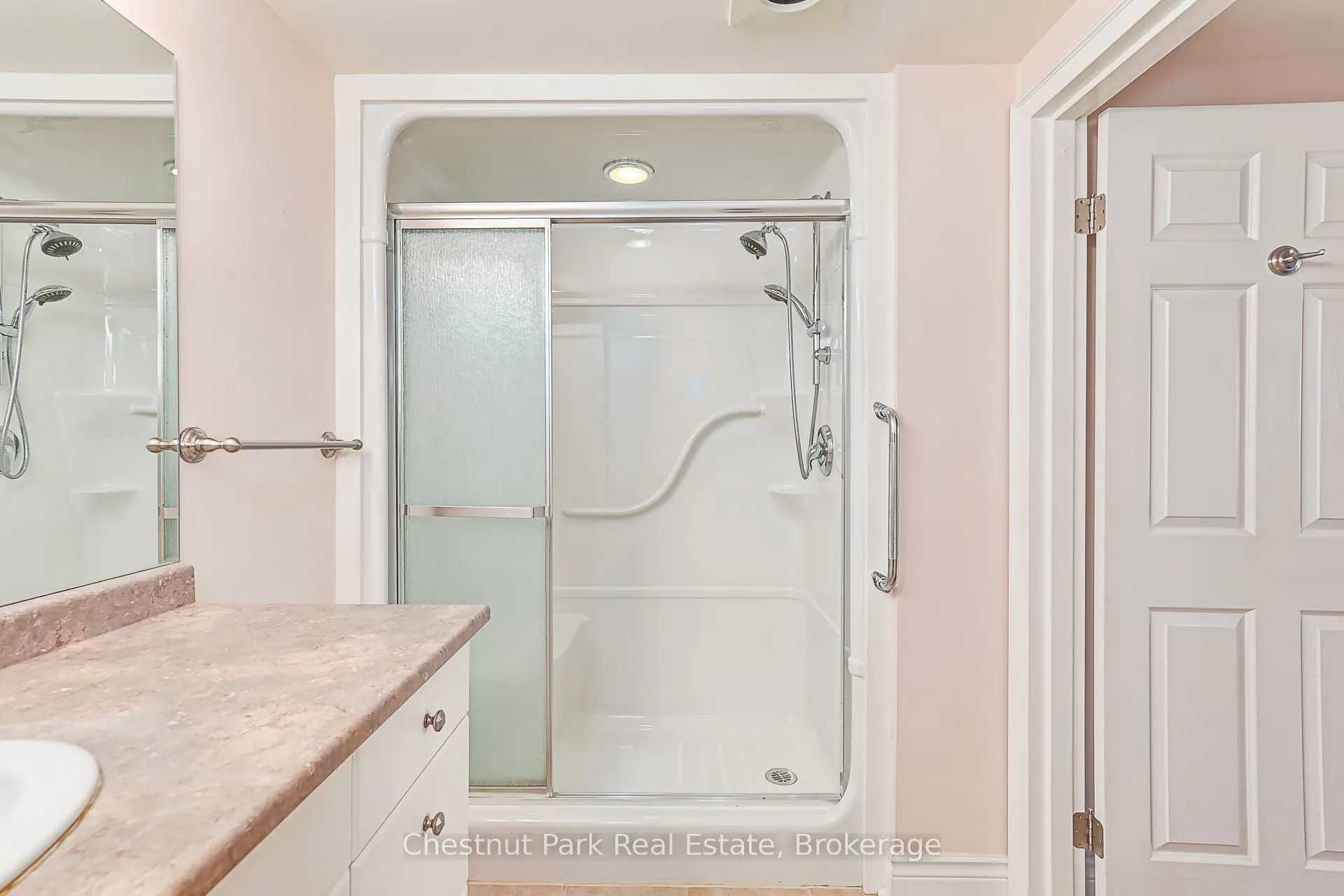 91 Raglan Street #416