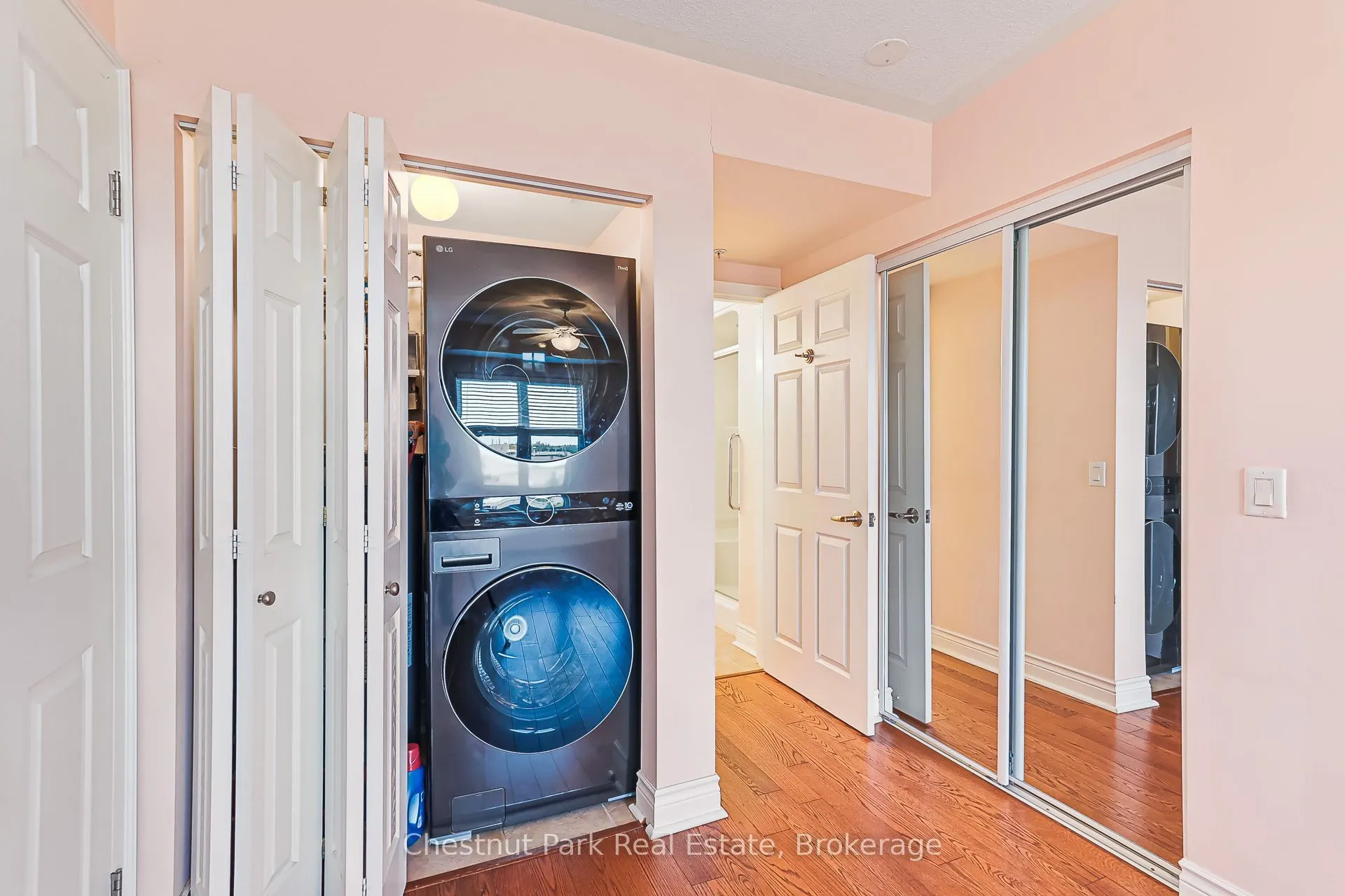 91 Raglan Street #416
