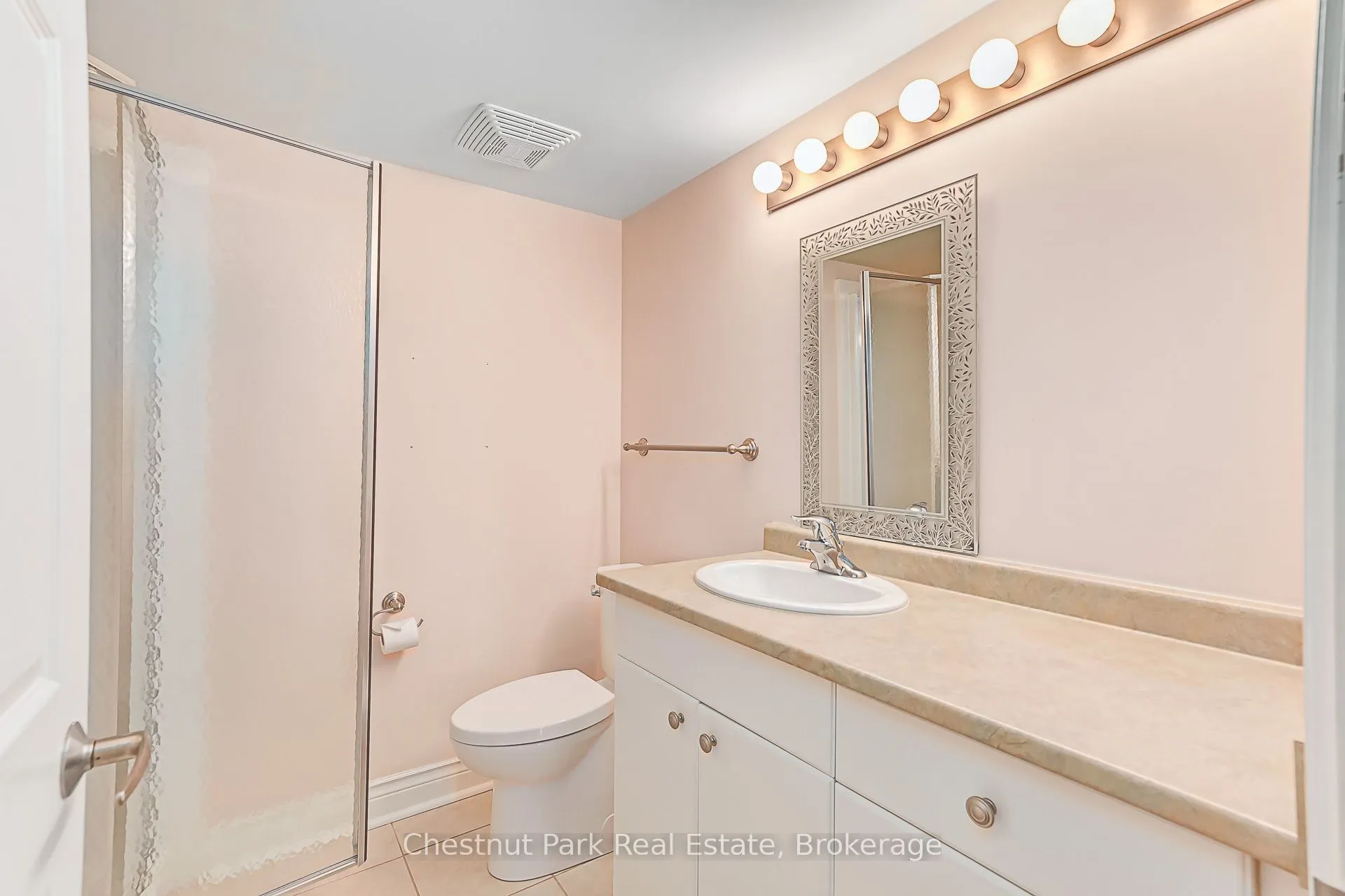 91 Raglan Street #416