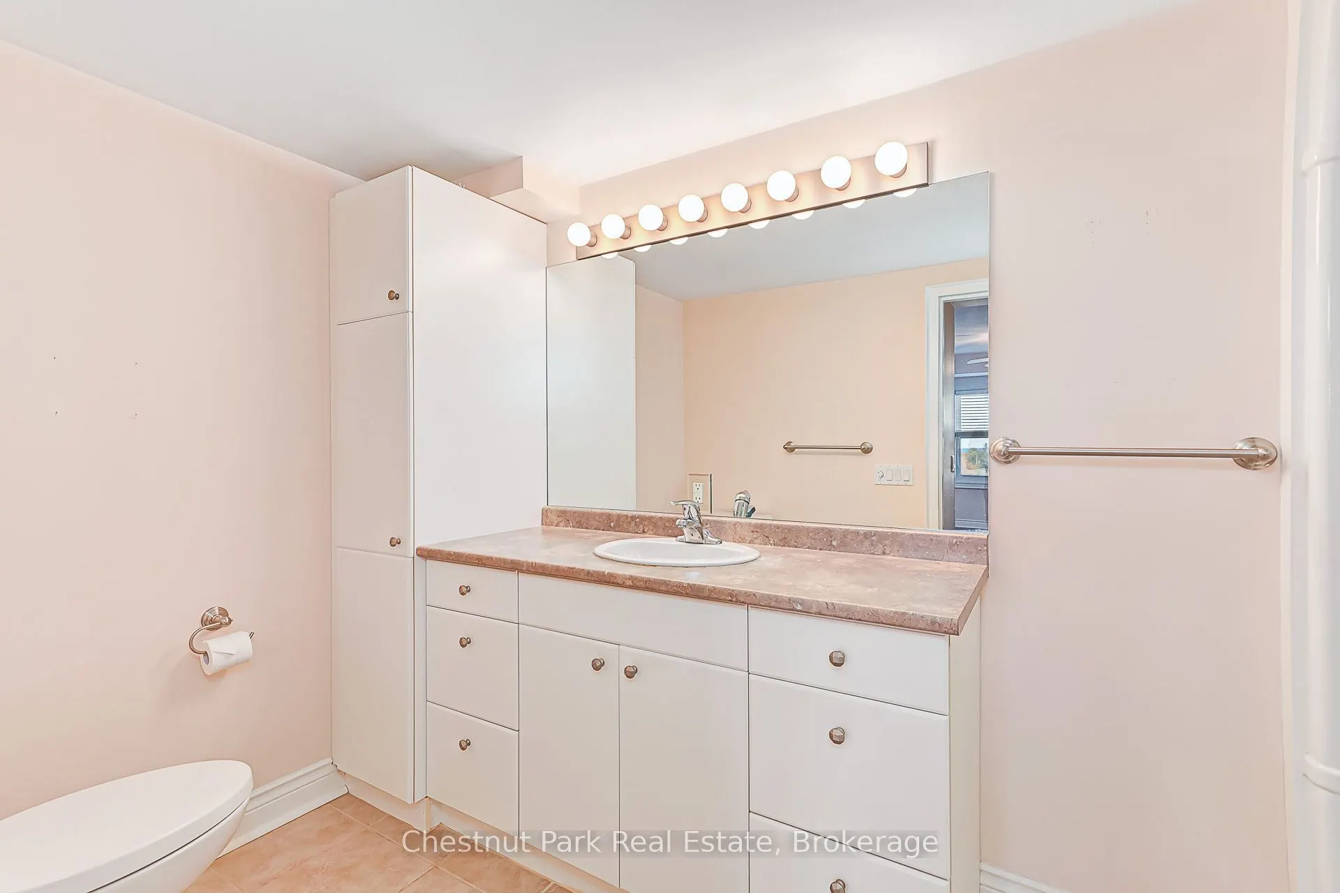 91 Raglan Street #416