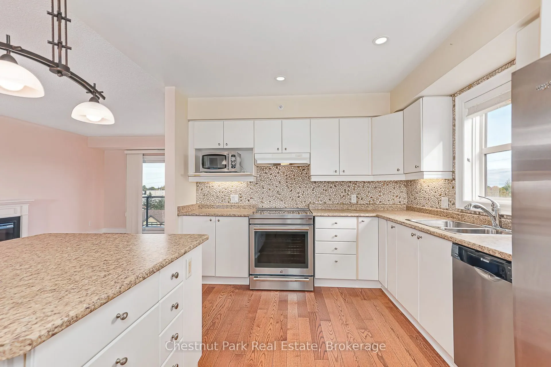 91 Raglan Street #416