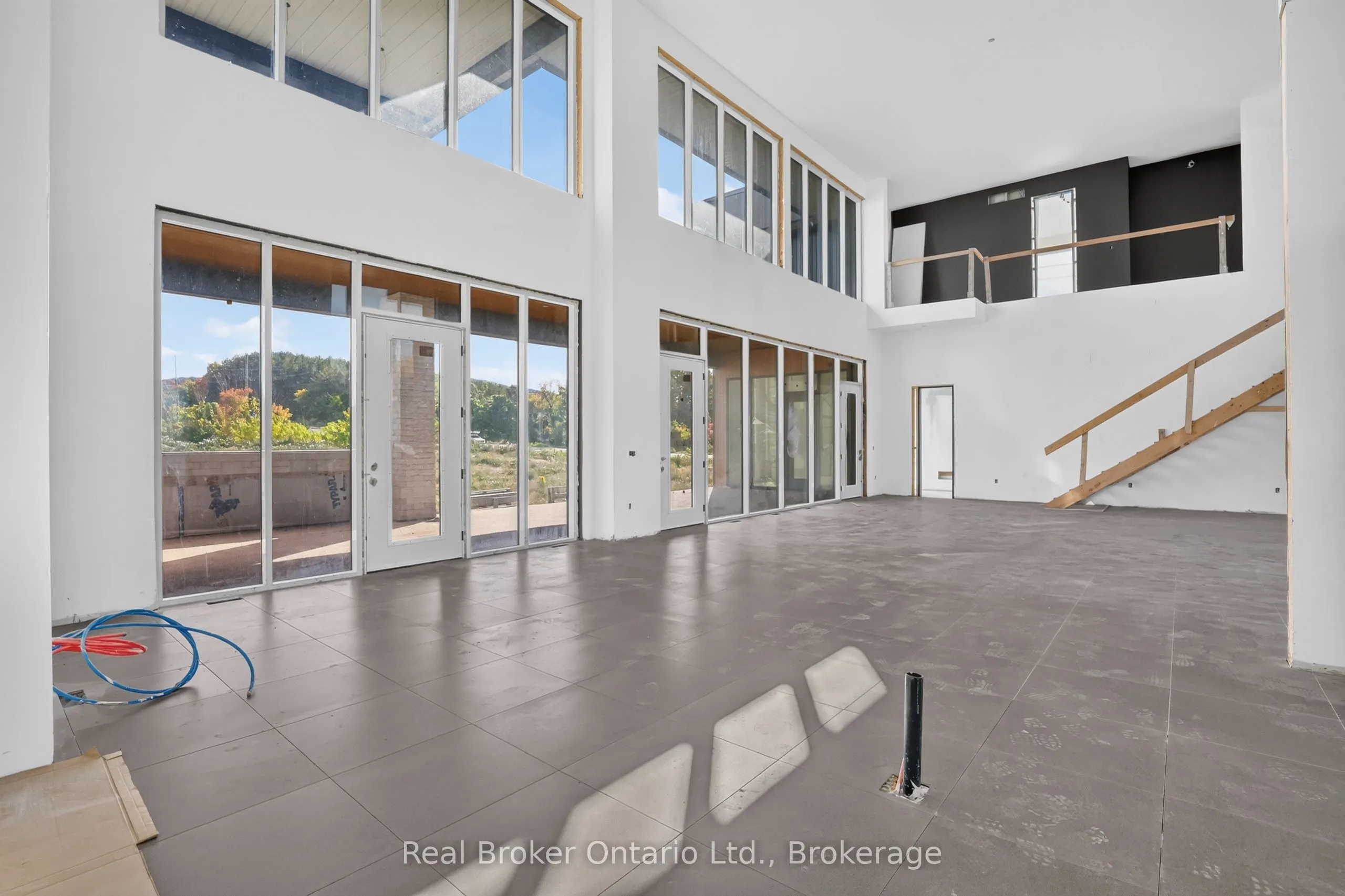 1 Meadowlark Way