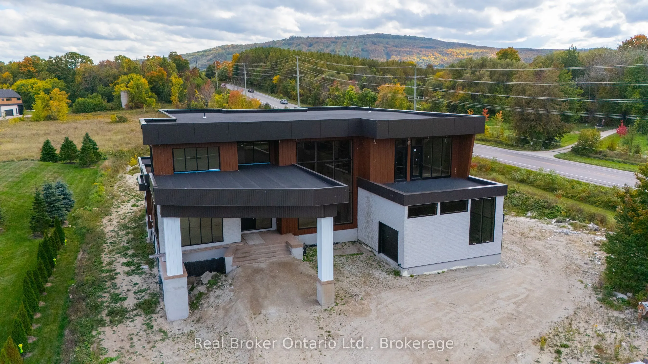 1 Meadowlark Way