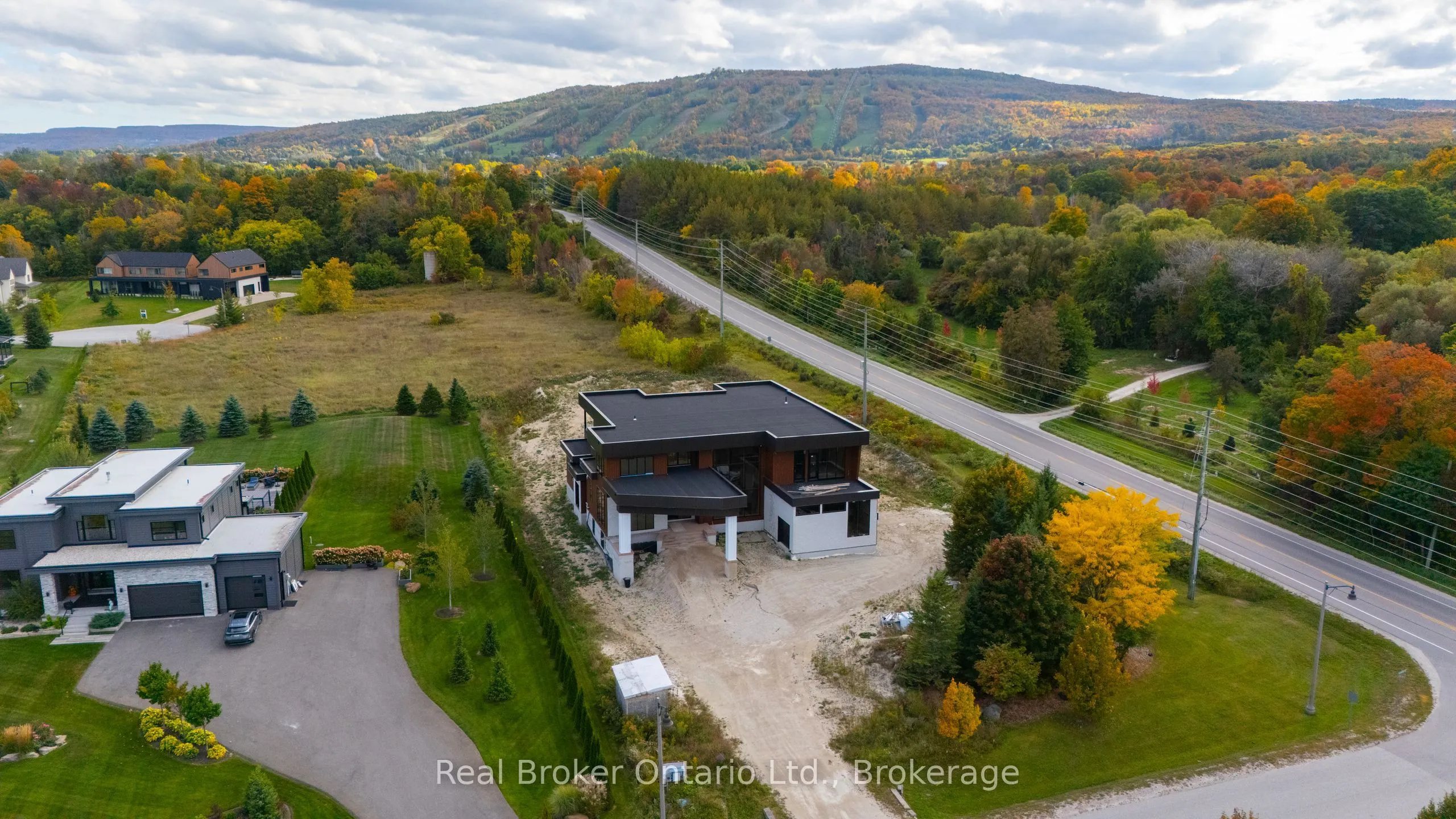 1 Meadowlark Way