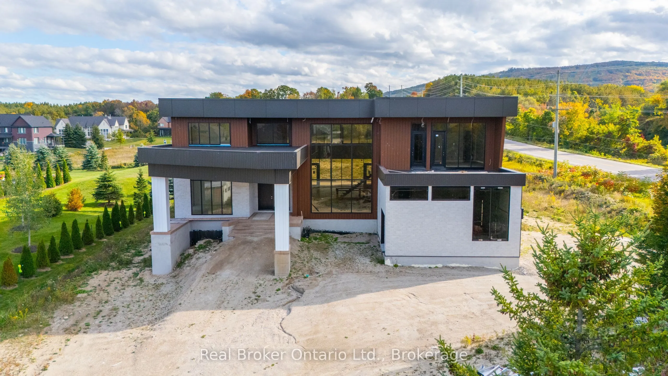 1 Meadowlark Way