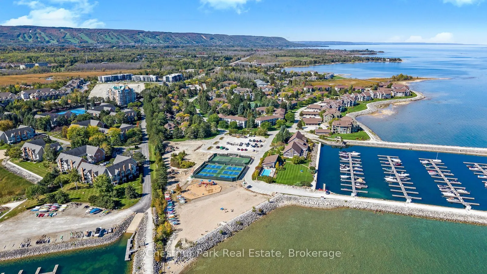 678 Johnston Park Avenue #11