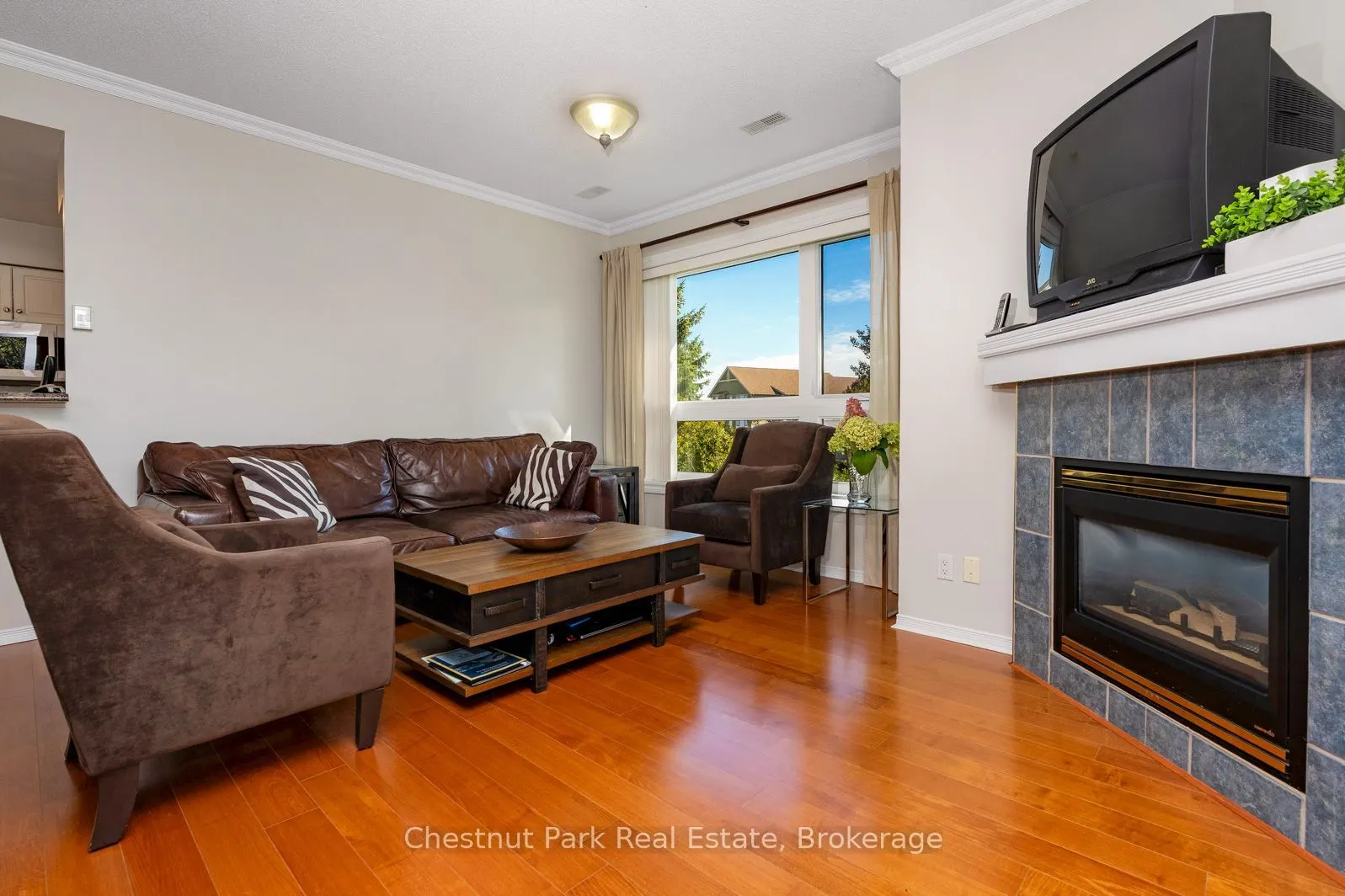 678 Johnston Park Avenue #11