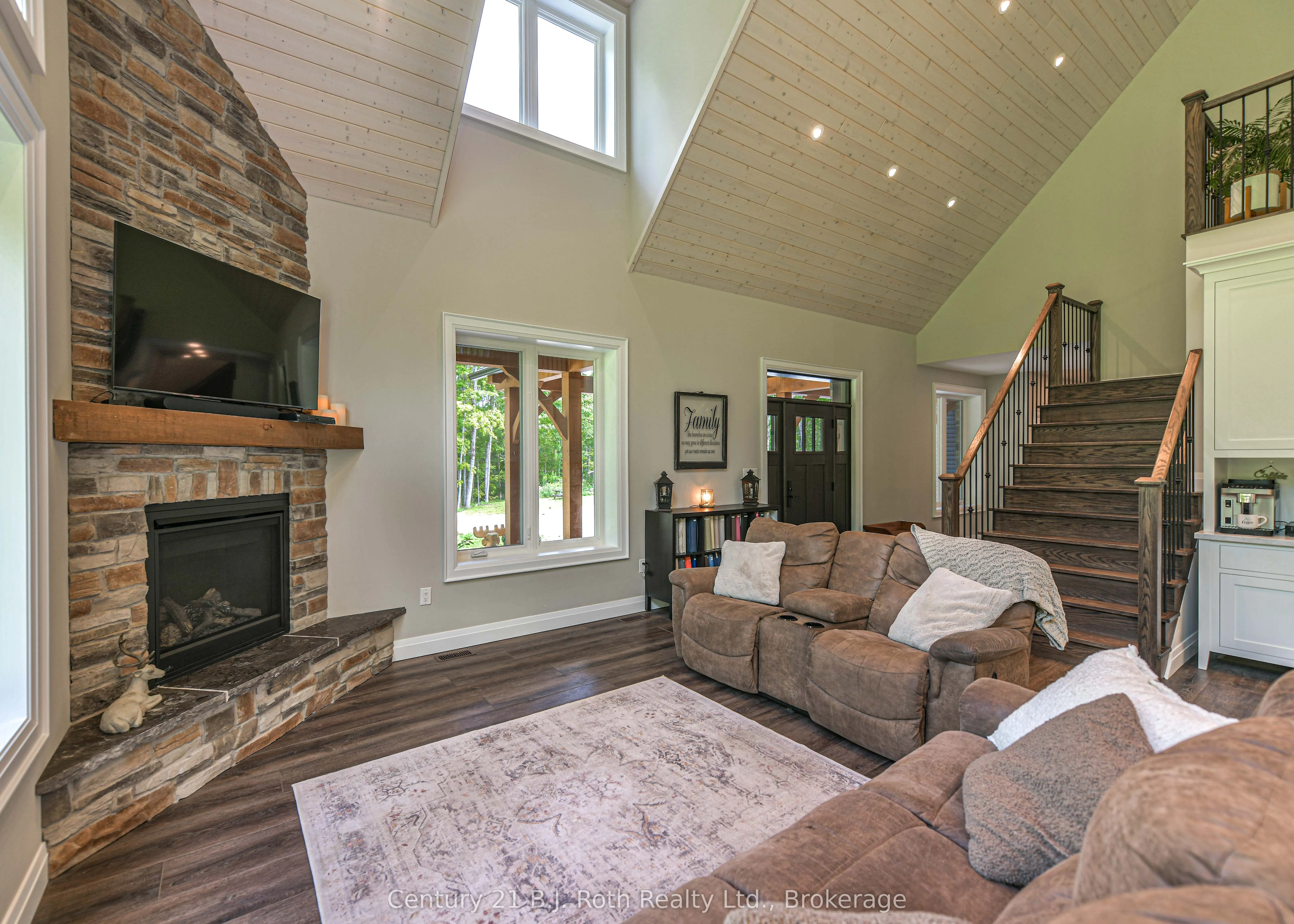 3082 Fairgrounds Road