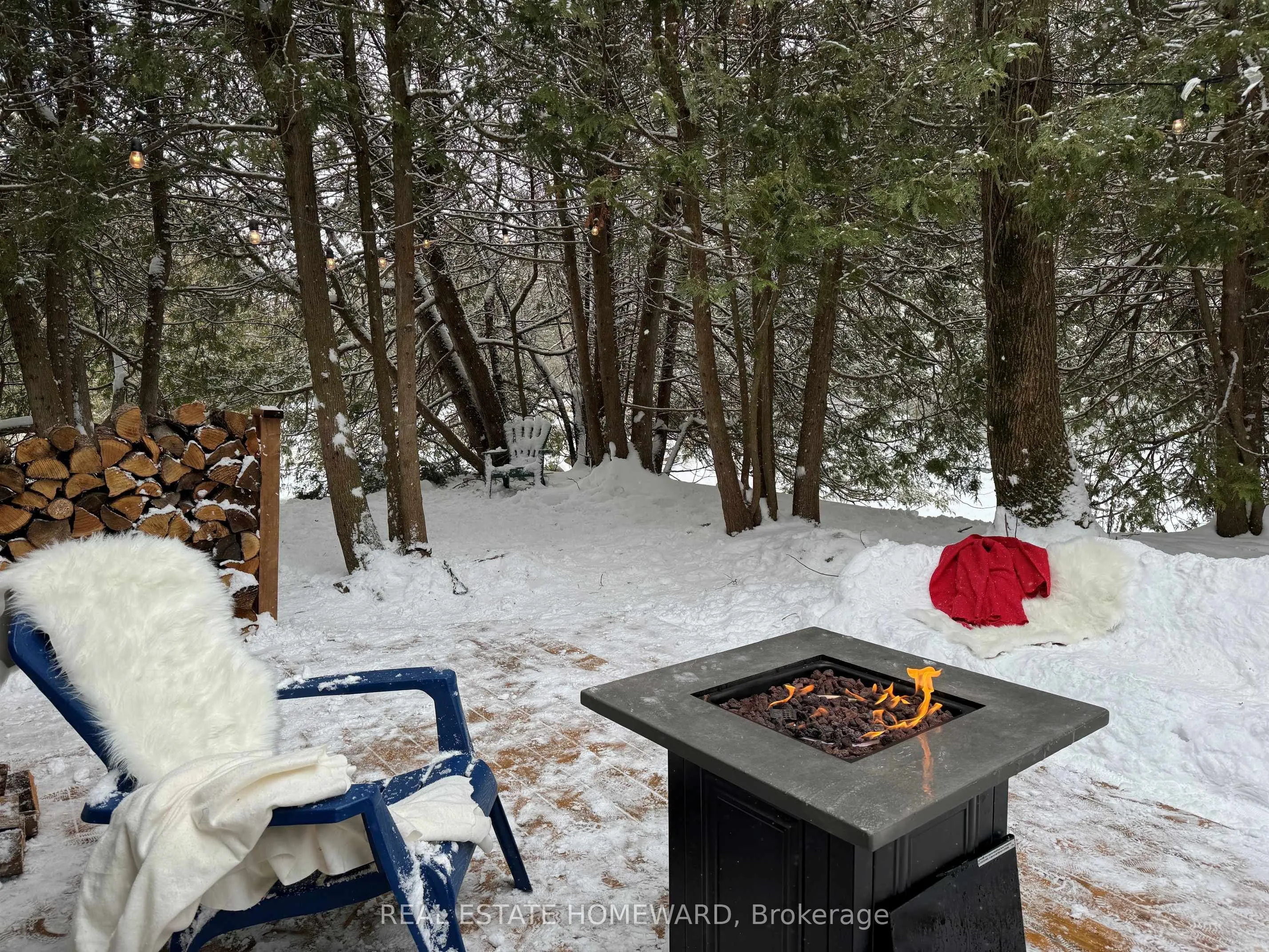 130 ESCARPMENT Crescent #16