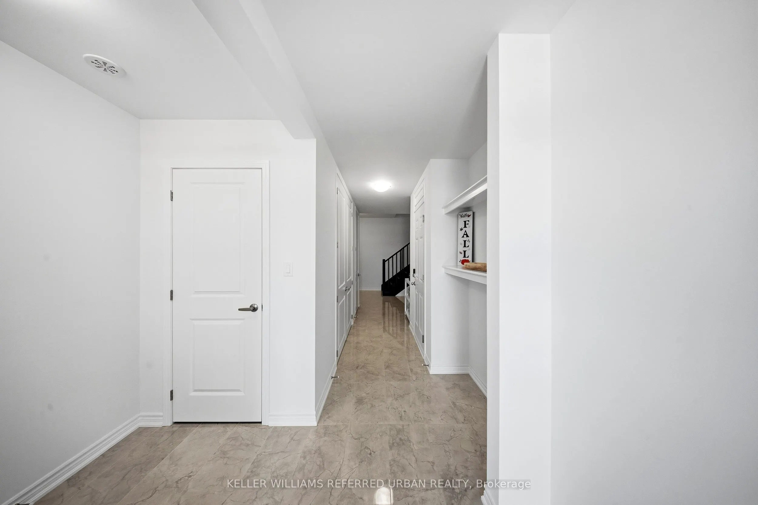 61 Vinewood Crescent