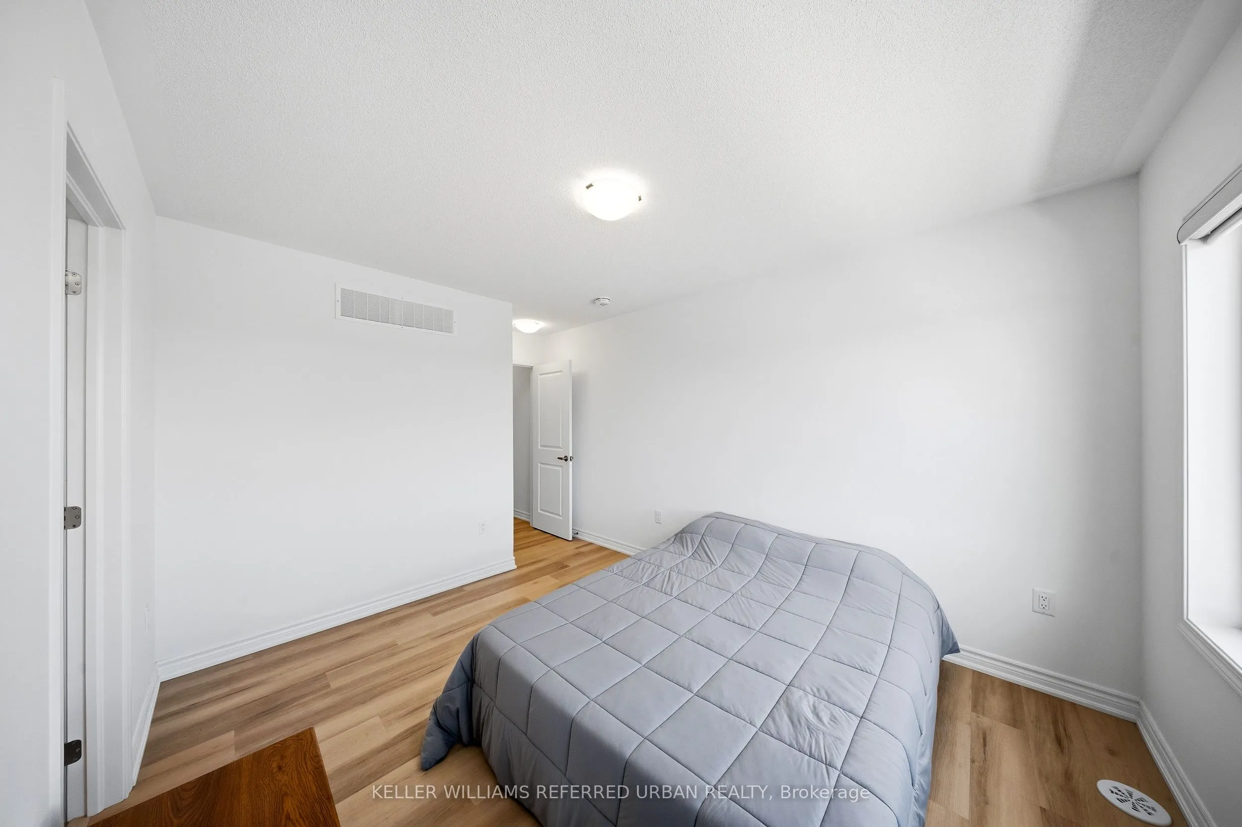 61 Vinewood Crescent