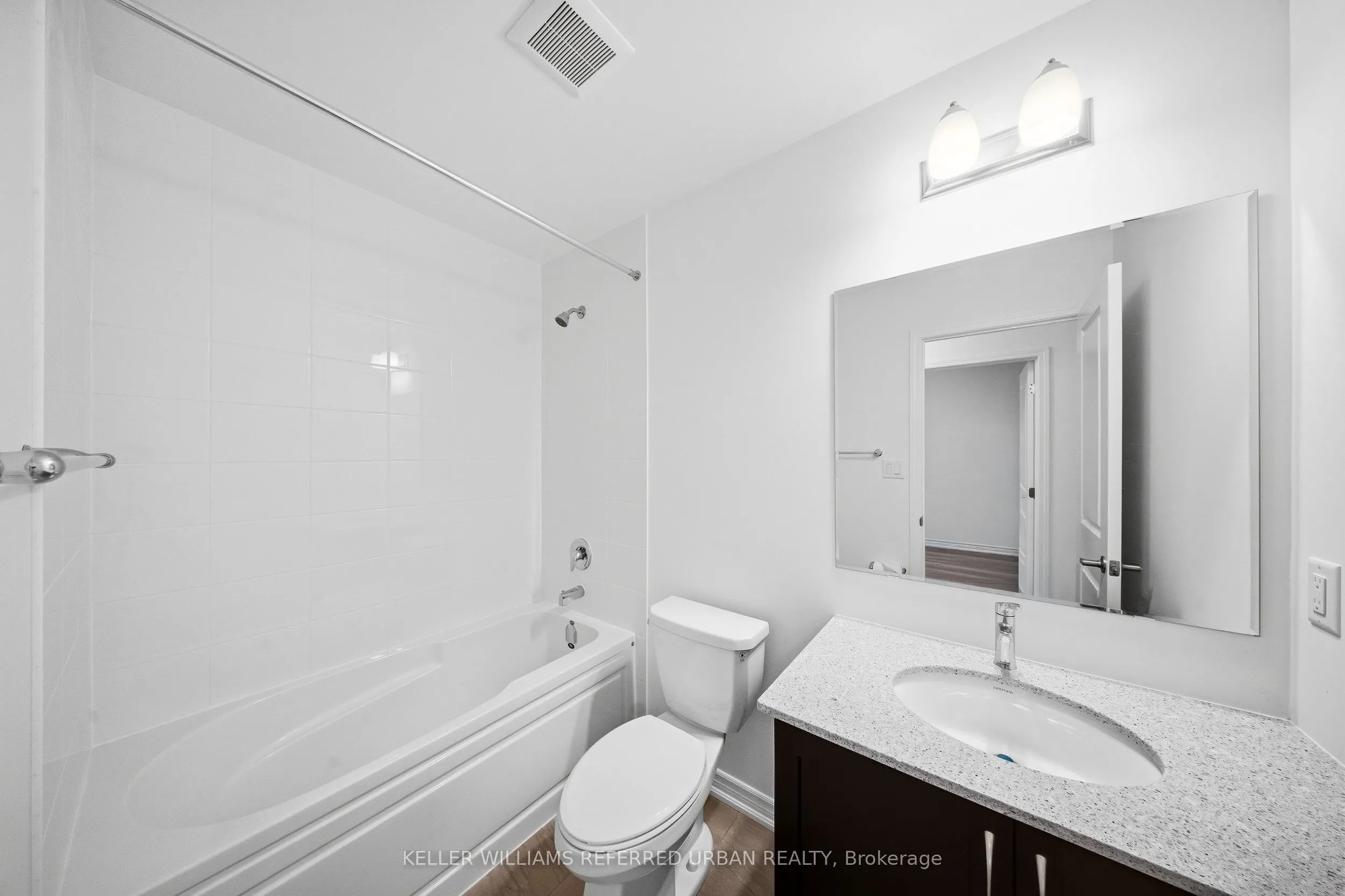 61 Vinewood Crescent