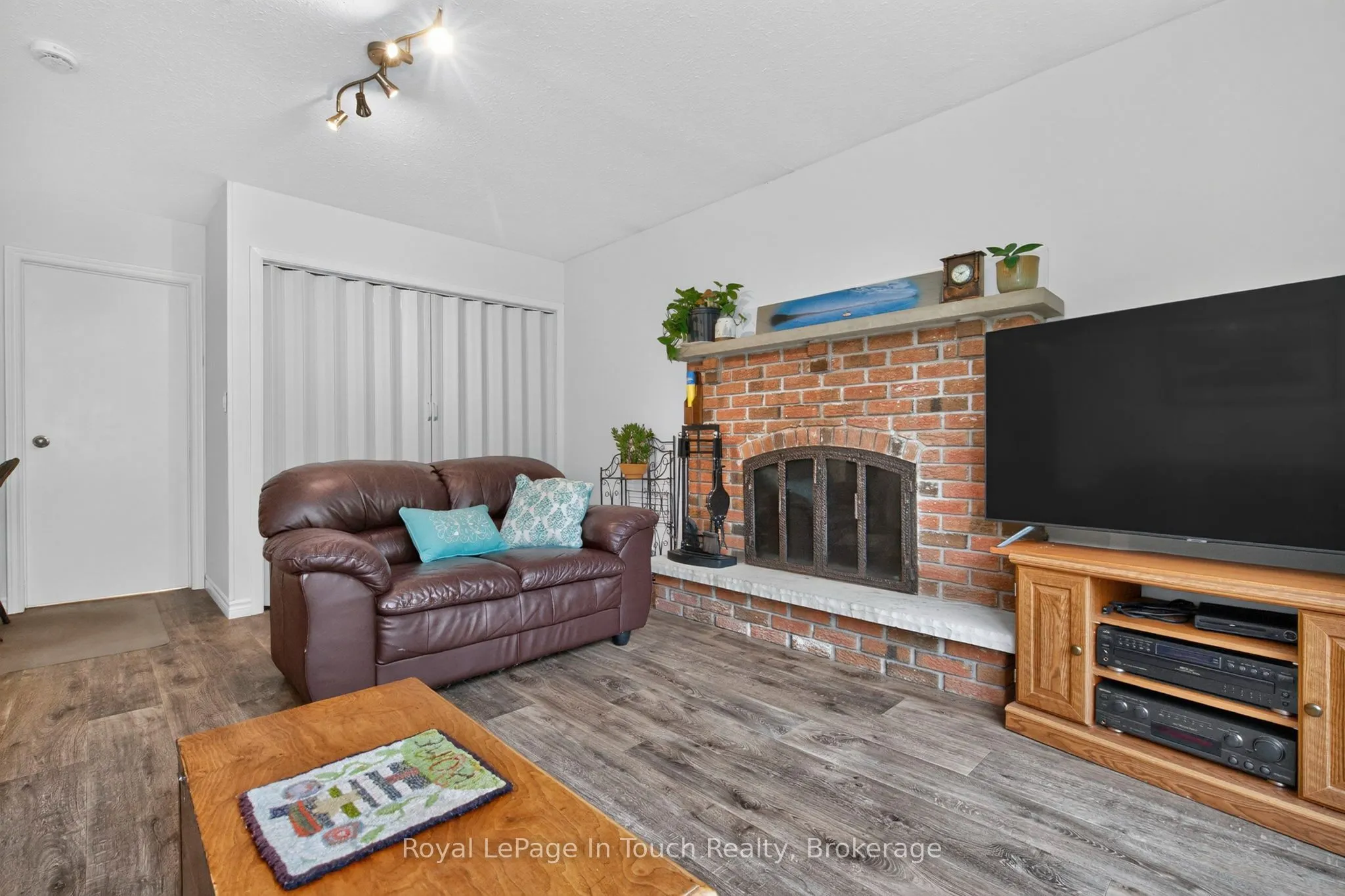 1253 Kitchen Side Road