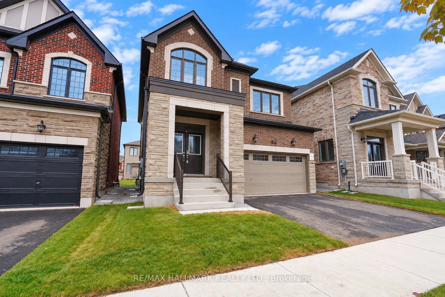 82 Gretzky Avenue