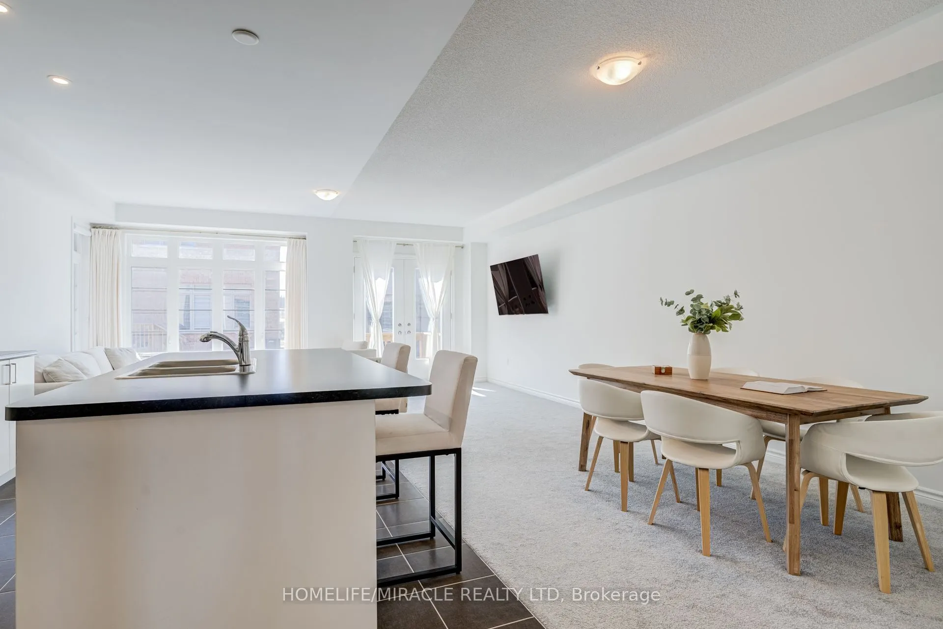 14 Sassafras Road
