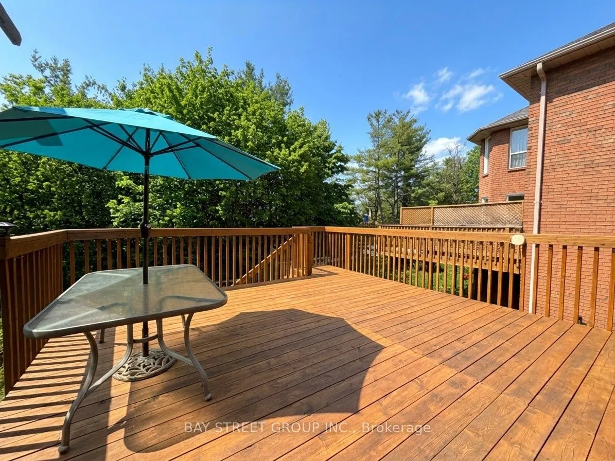 76 Mayfair Drive