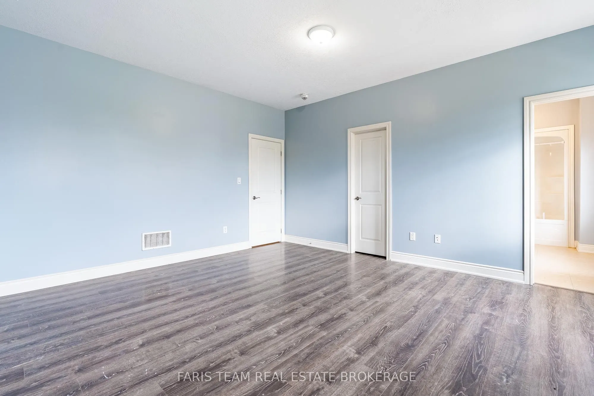 3118 Emperor Drive