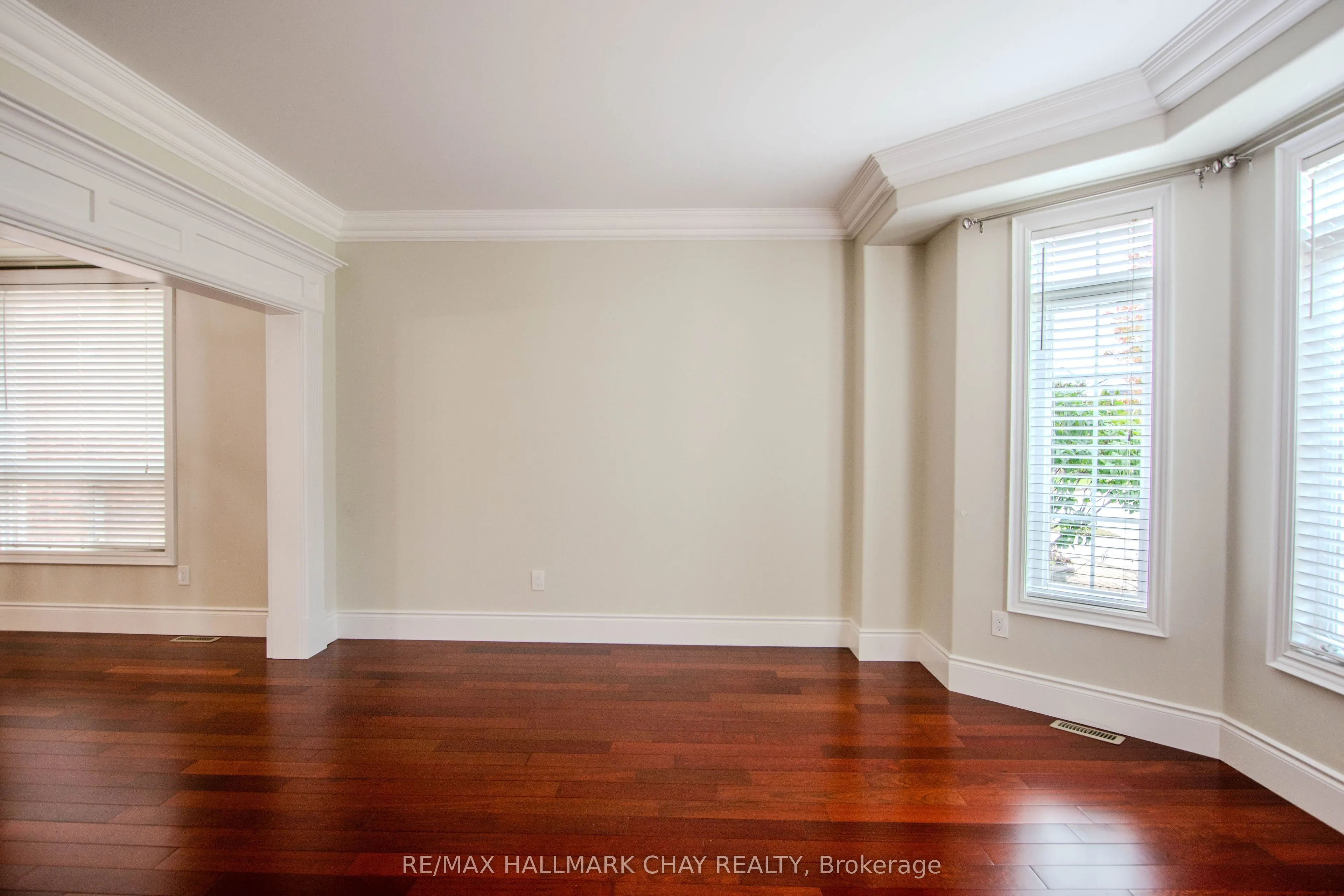 104 Succession Crescent