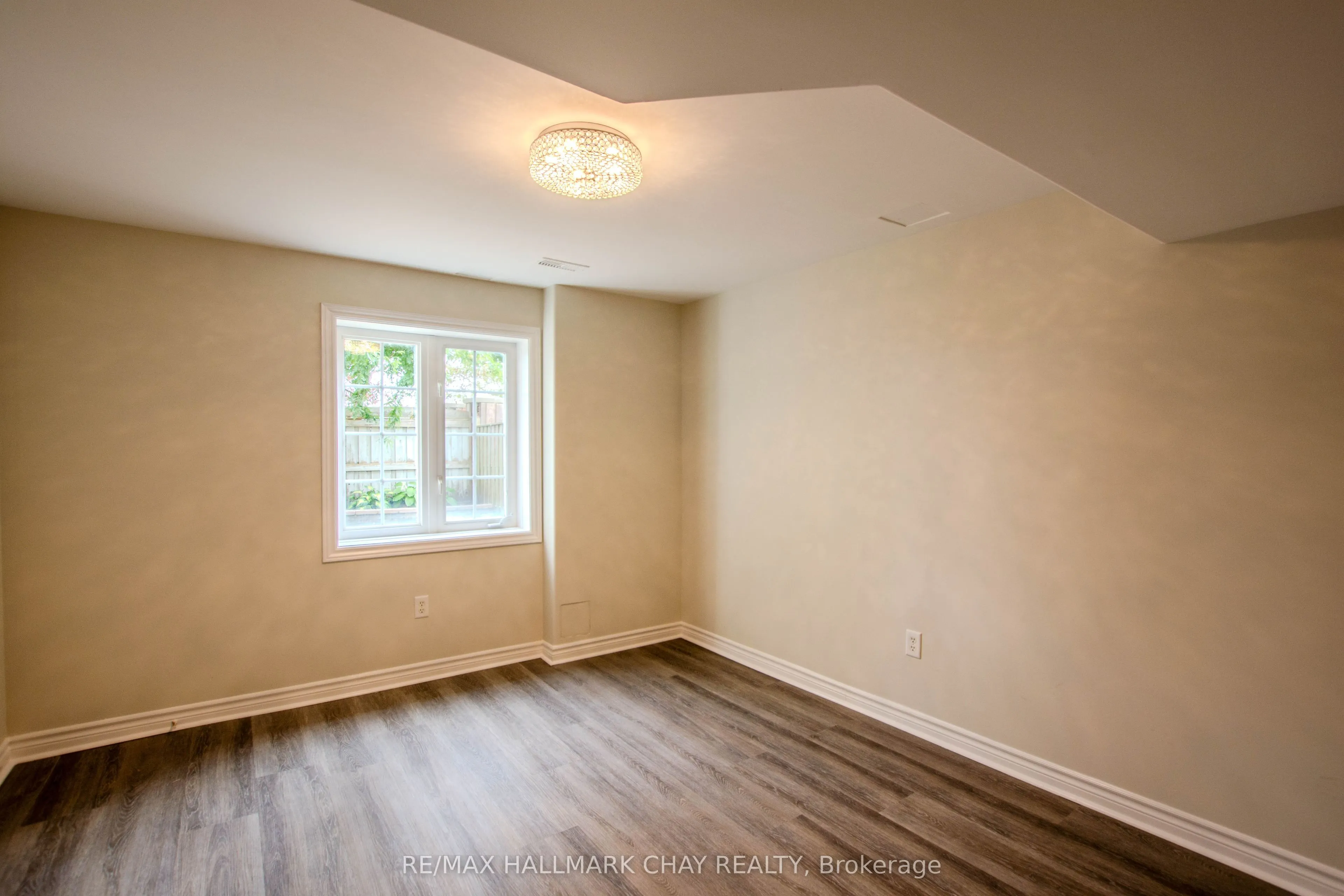 104 Succession Crescent
