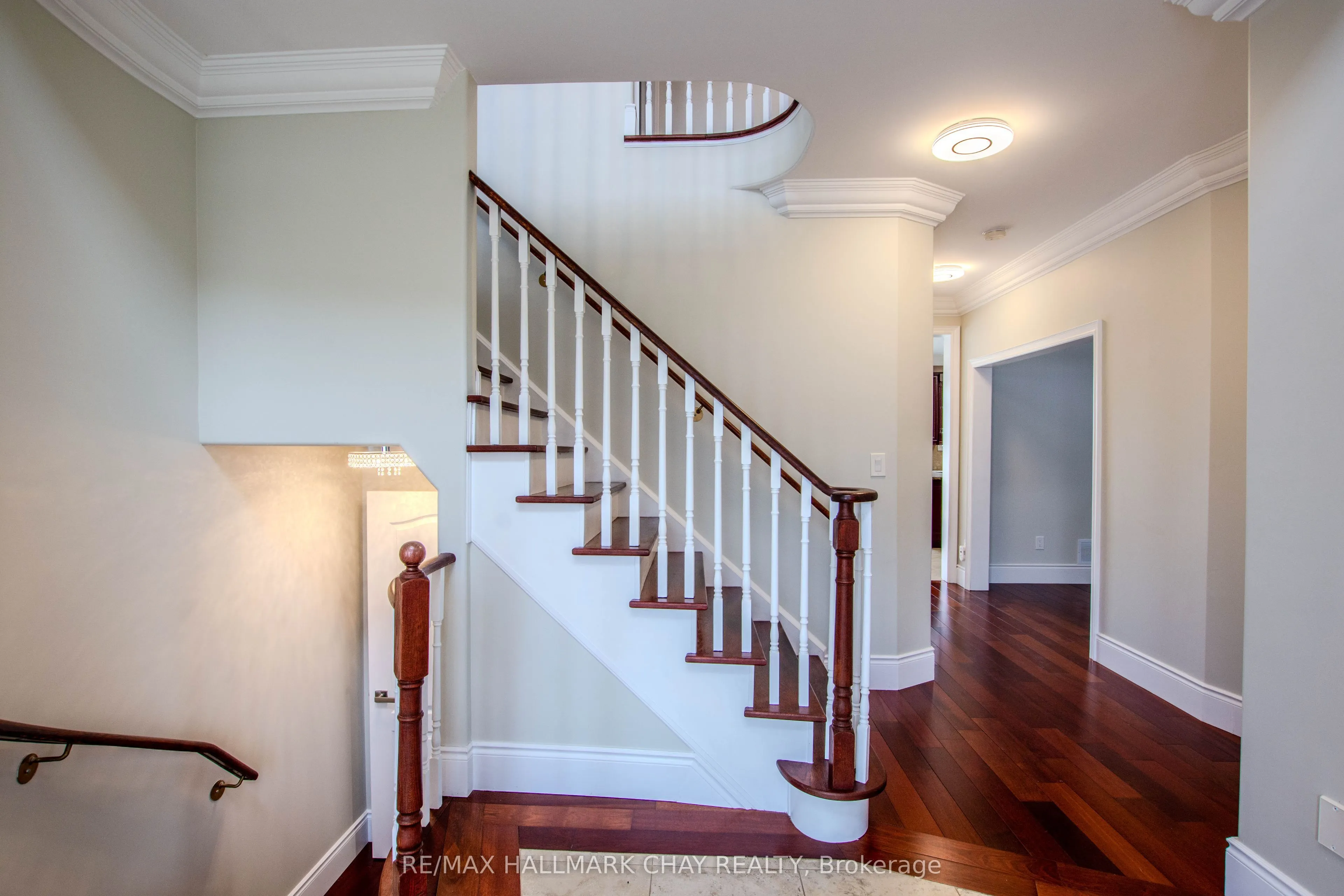 104 Succession Crescent