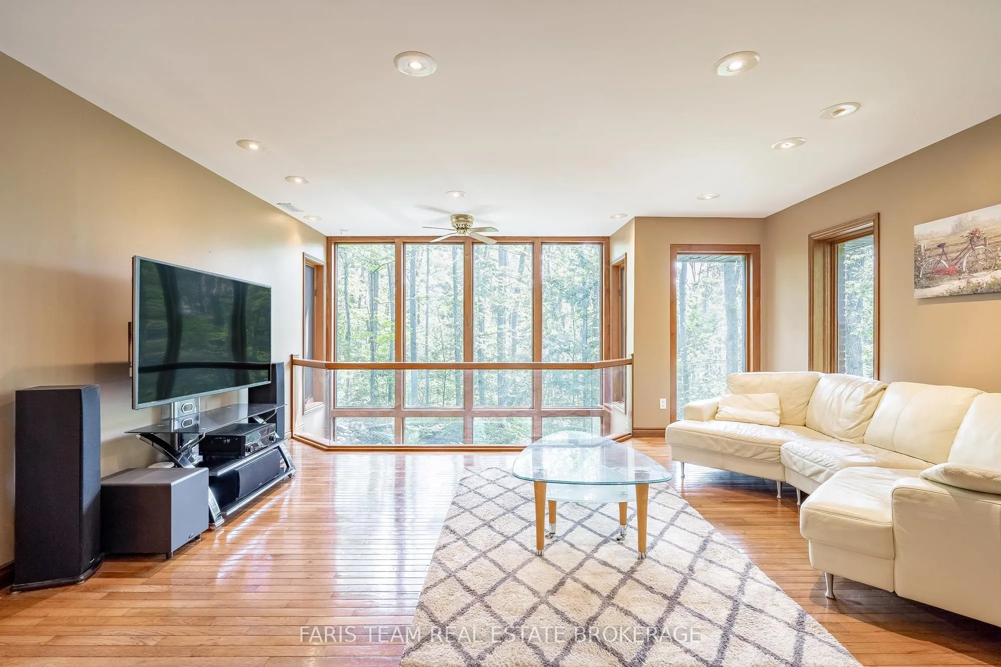 15 Scottdale Drive