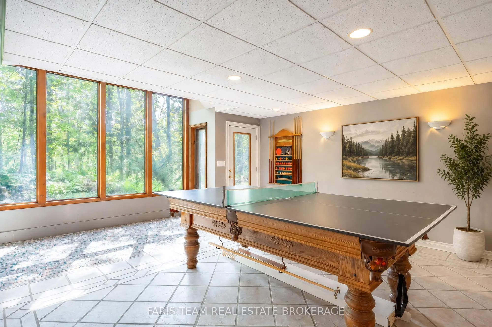 15 Scottdale Drive