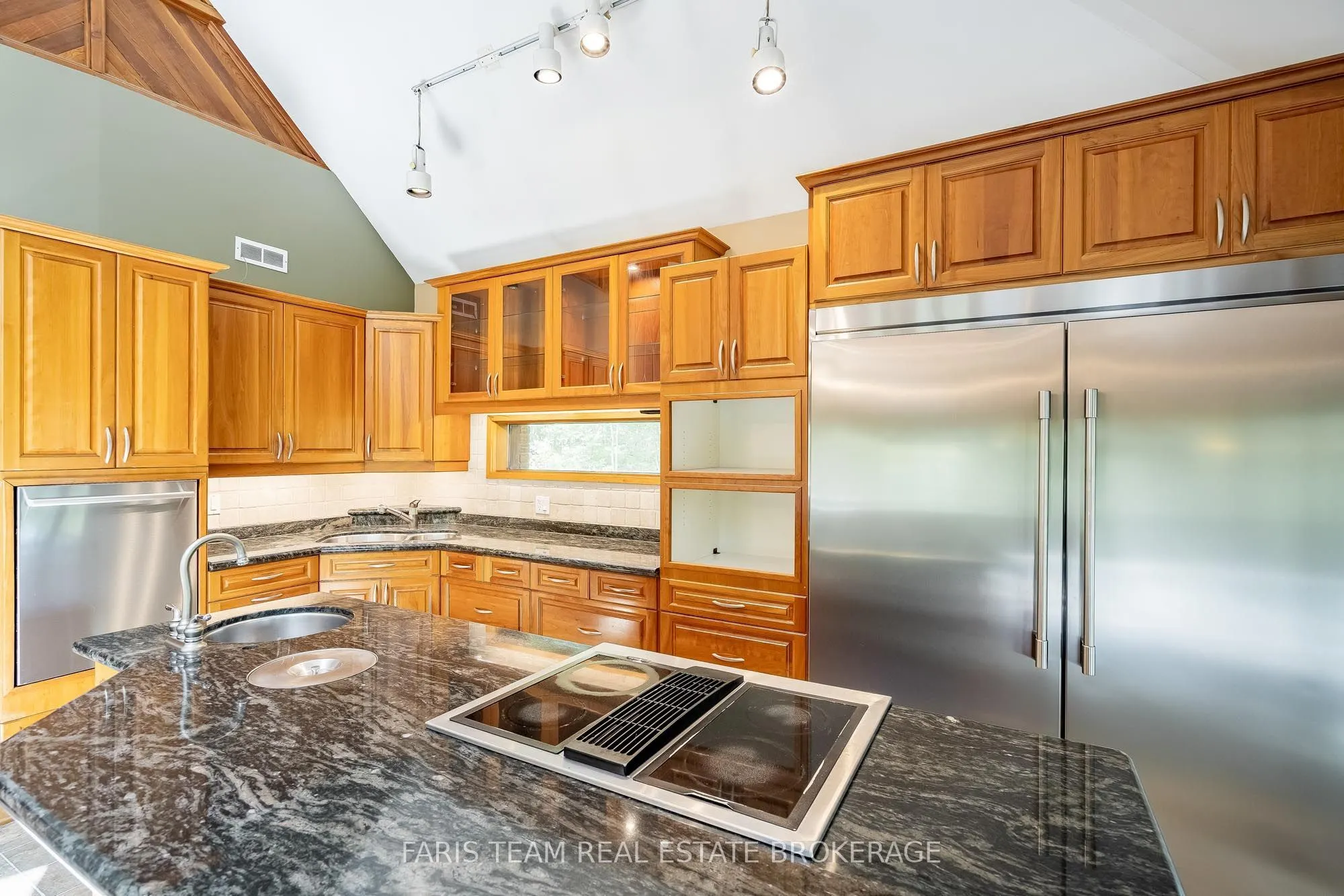 15 Scottdale Drive