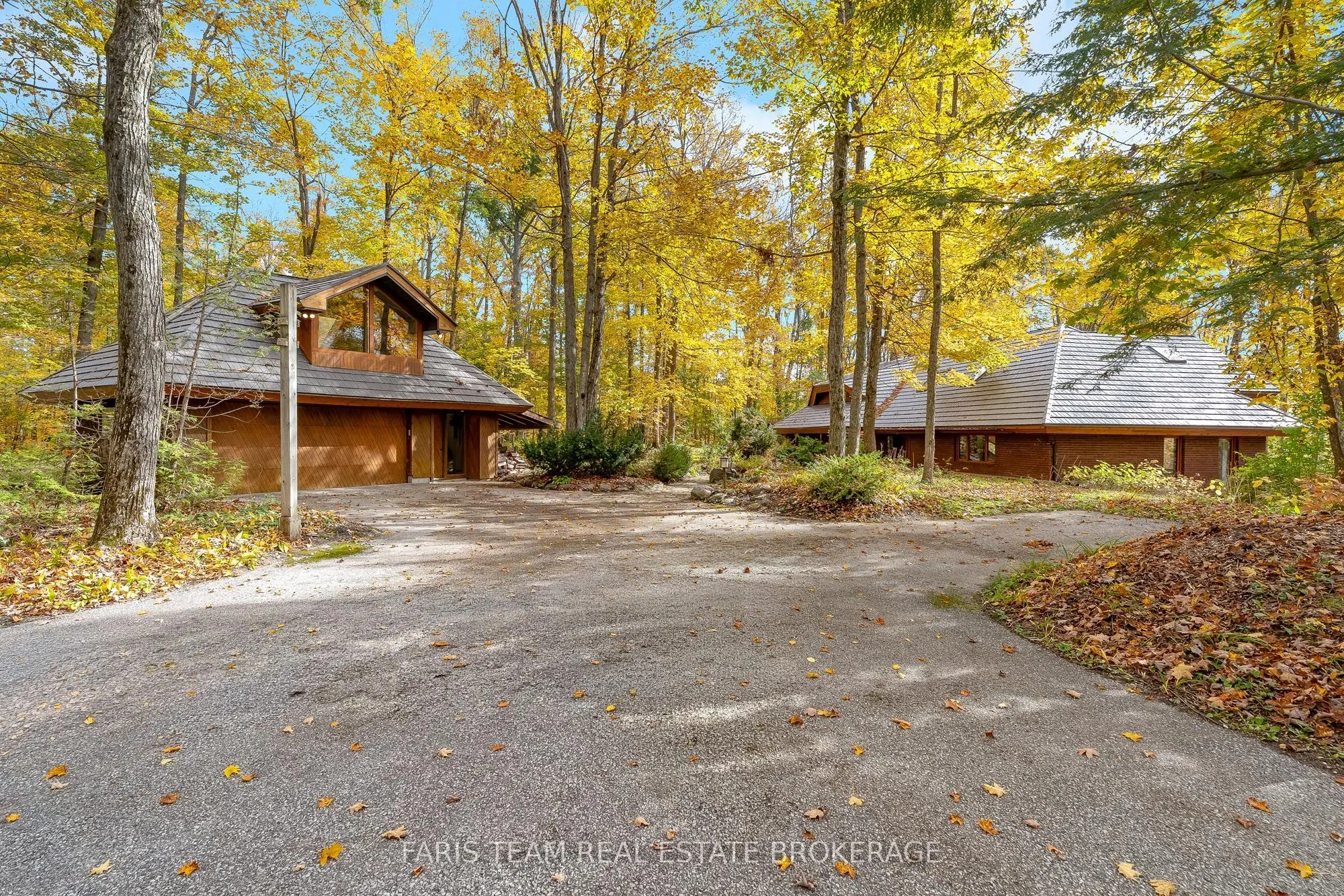 15 Scottdale Drive