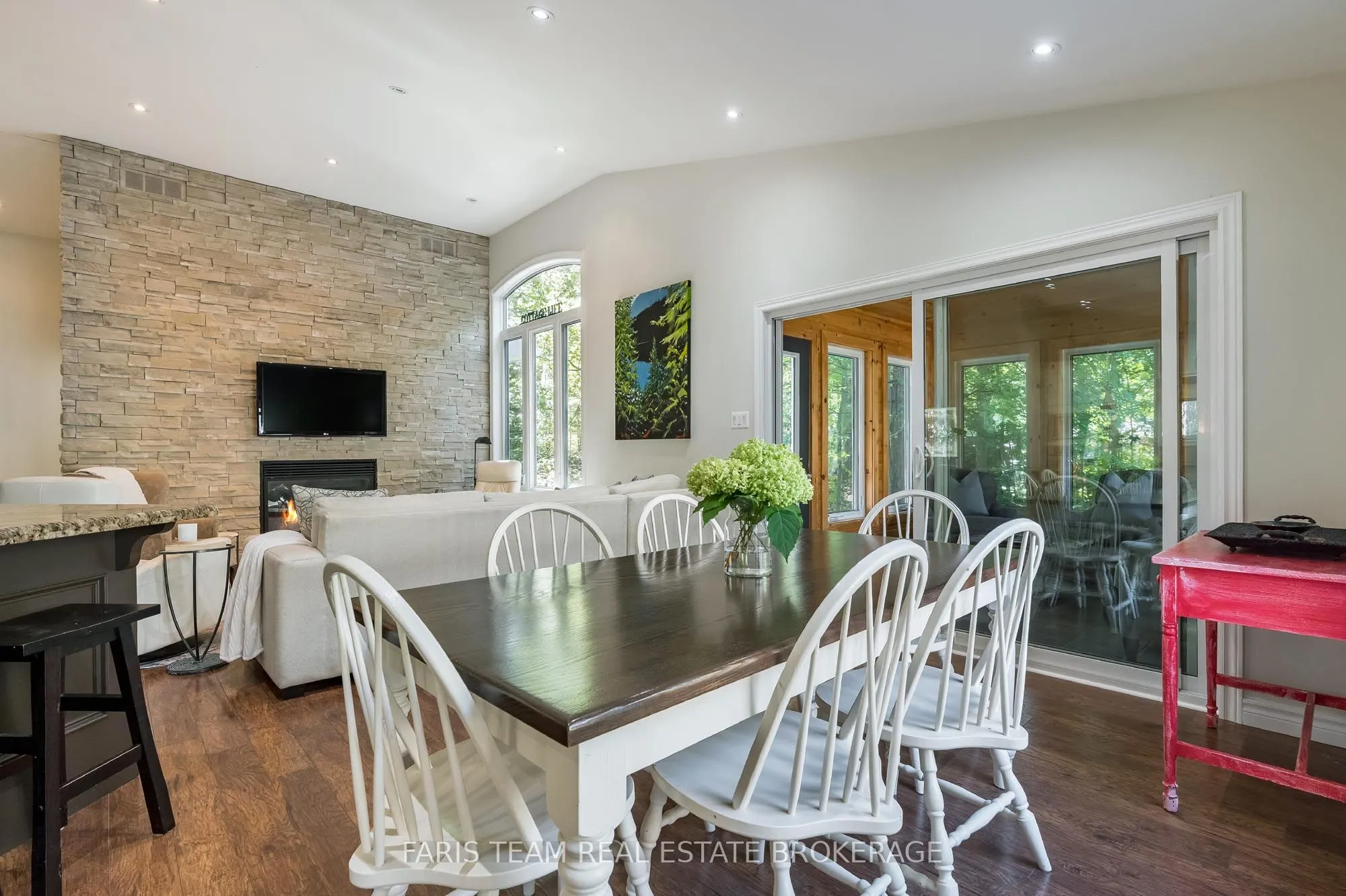 15 Rosemary Road