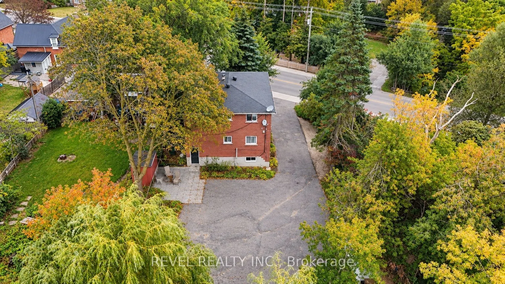 138 Innisfil Street