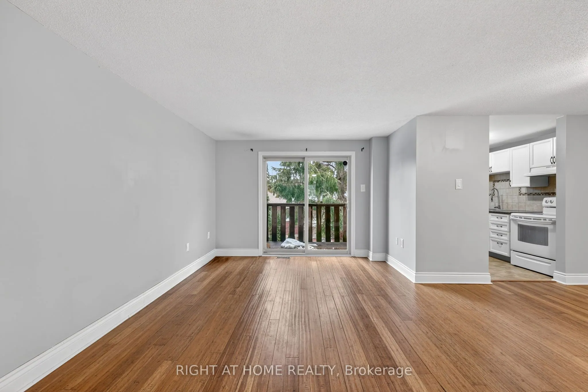 32 Sawmill Road #10