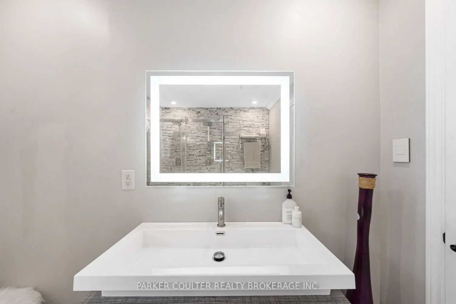 22 Athabaska Road