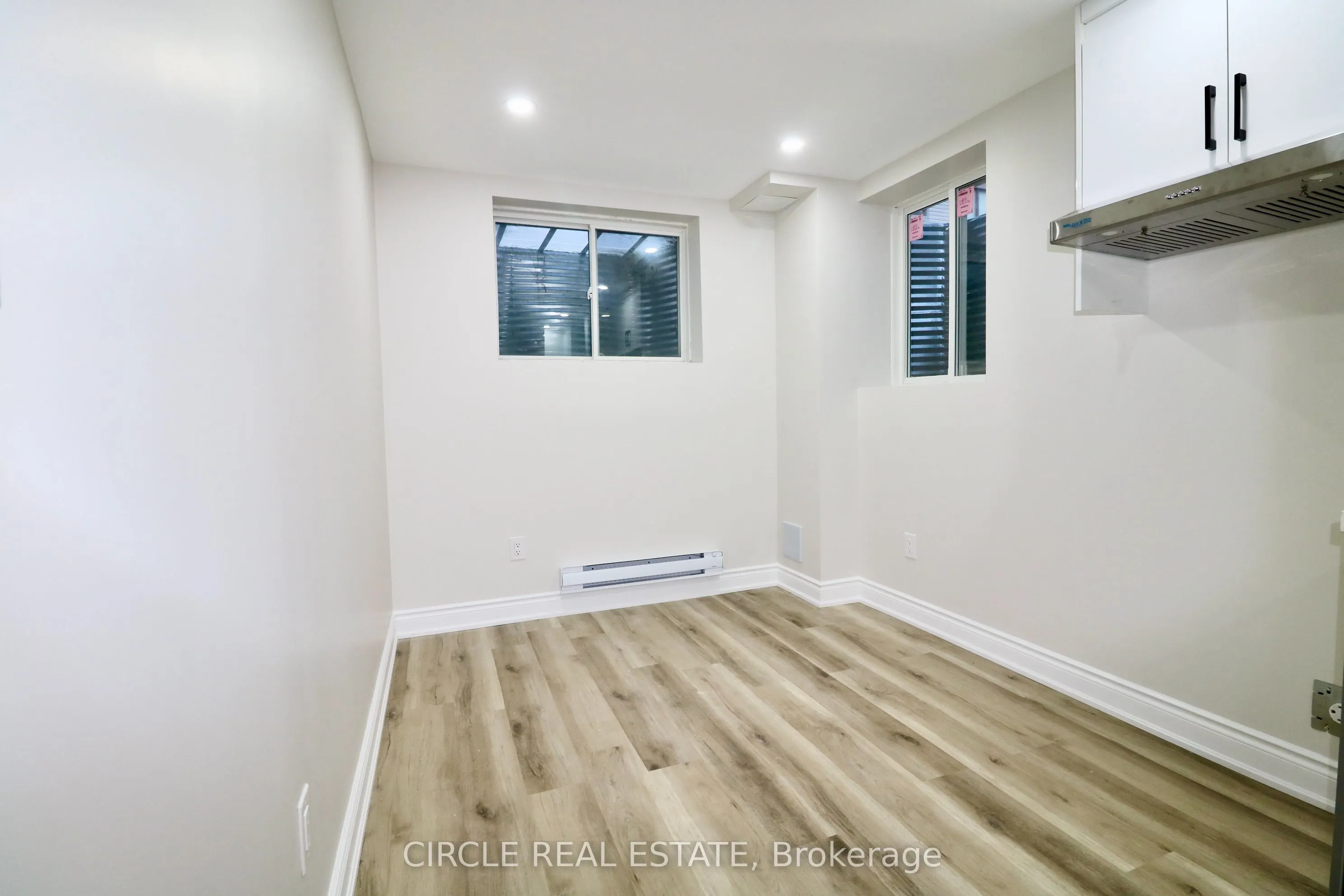 59 PHOENIX Boulevard #1