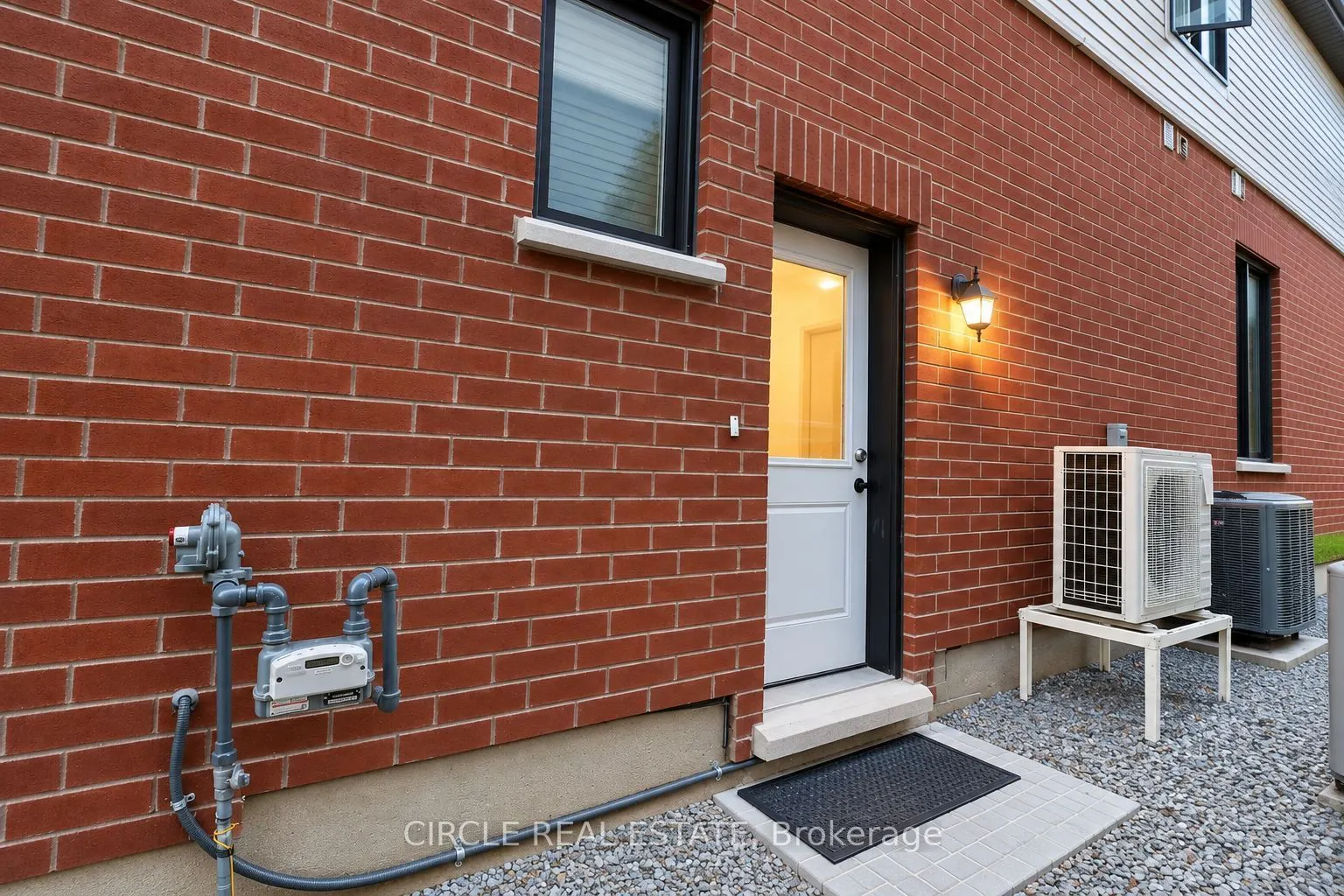 59 PHOENIX Boulevard #1