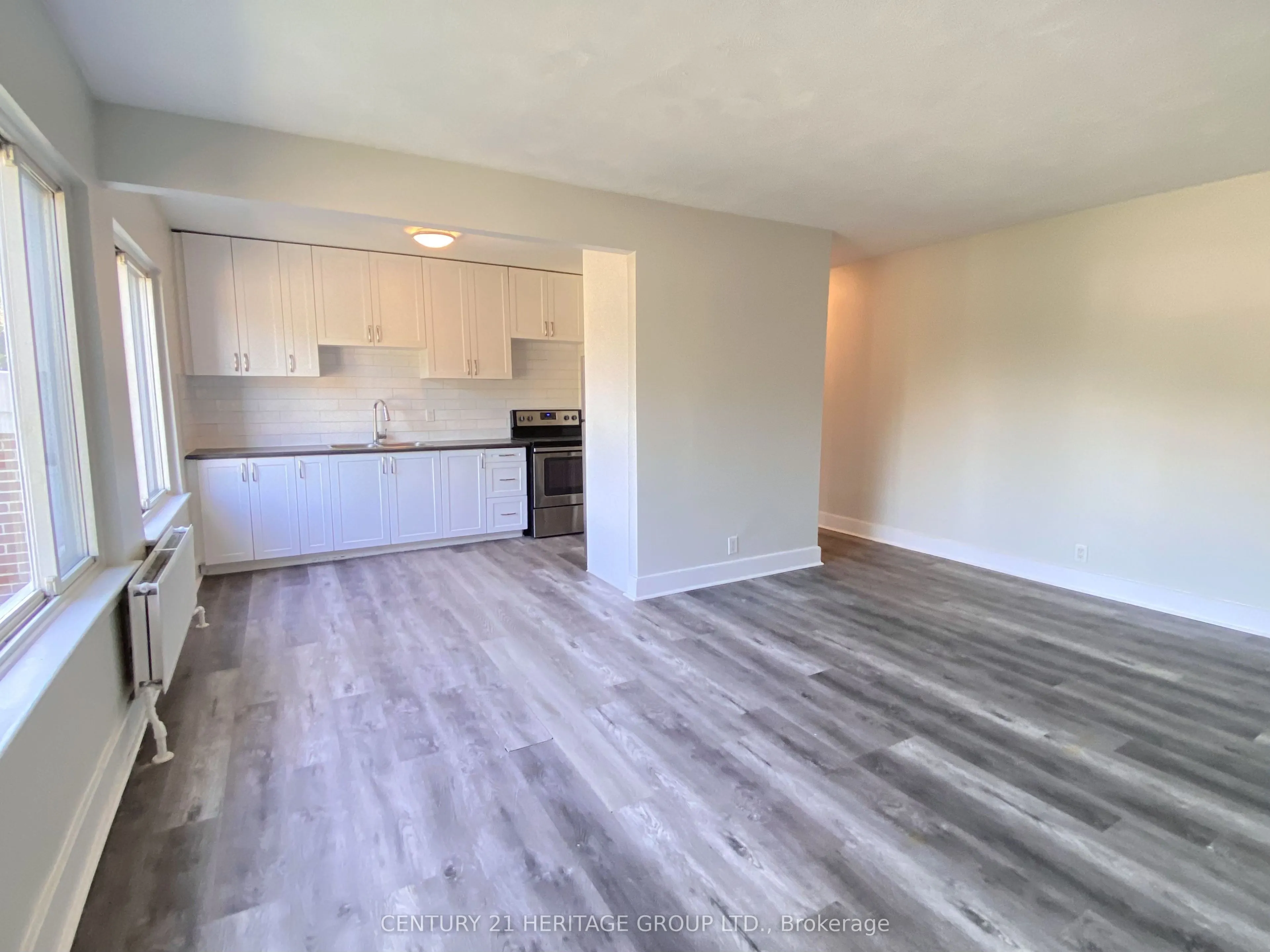 174 Grove Street E #08