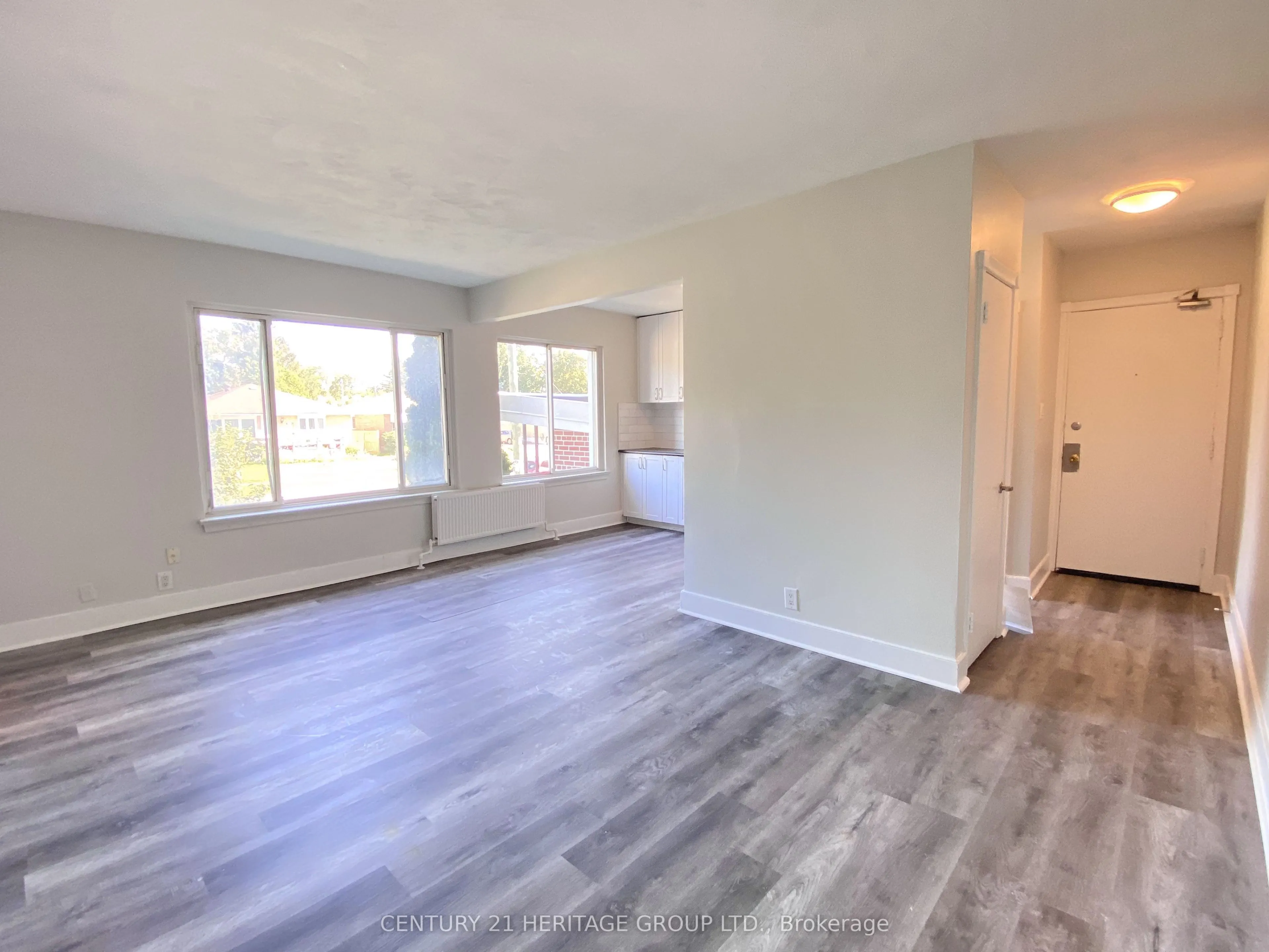 174 Grove Street E #08