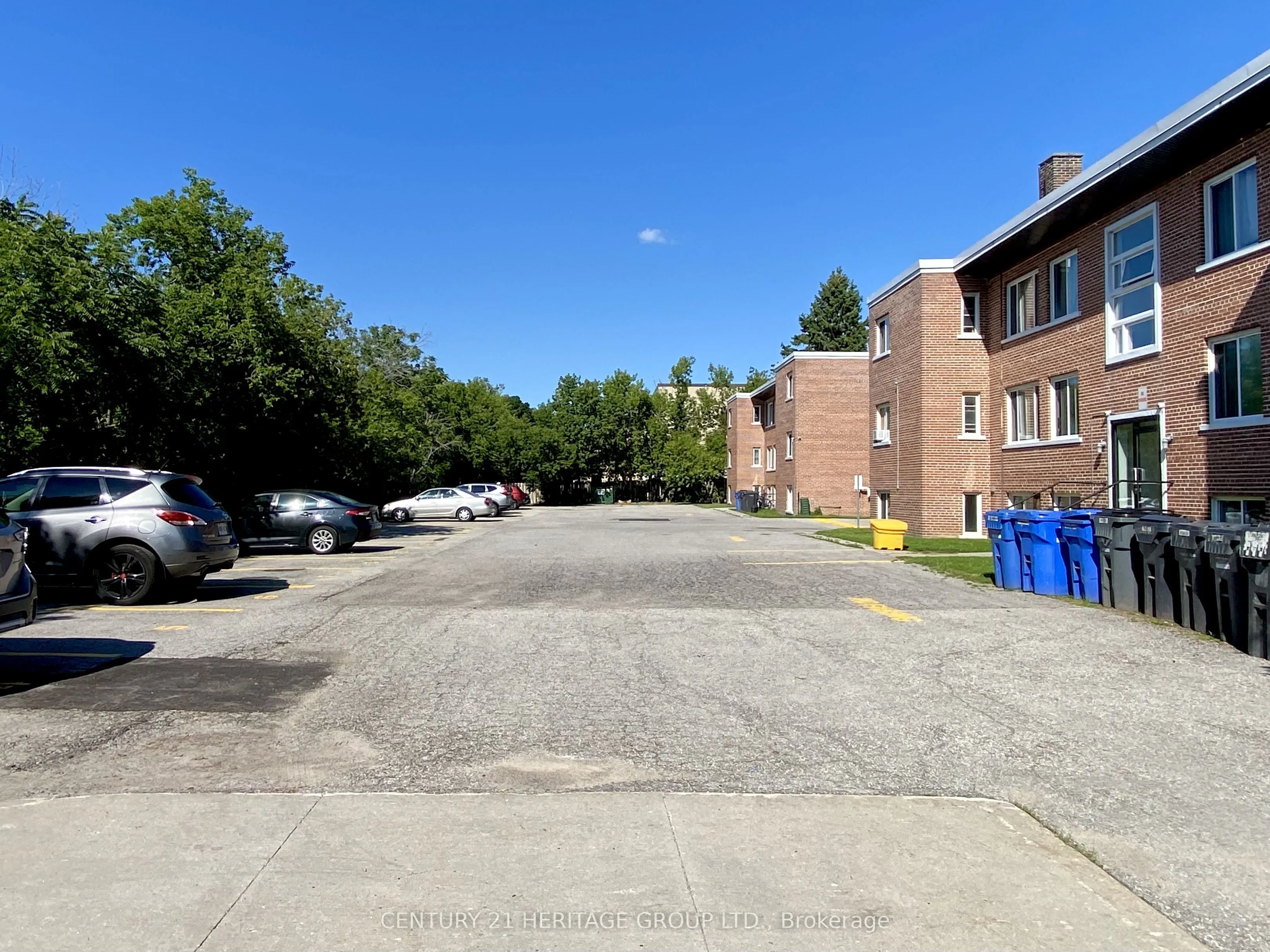 174 Grove Street E #08