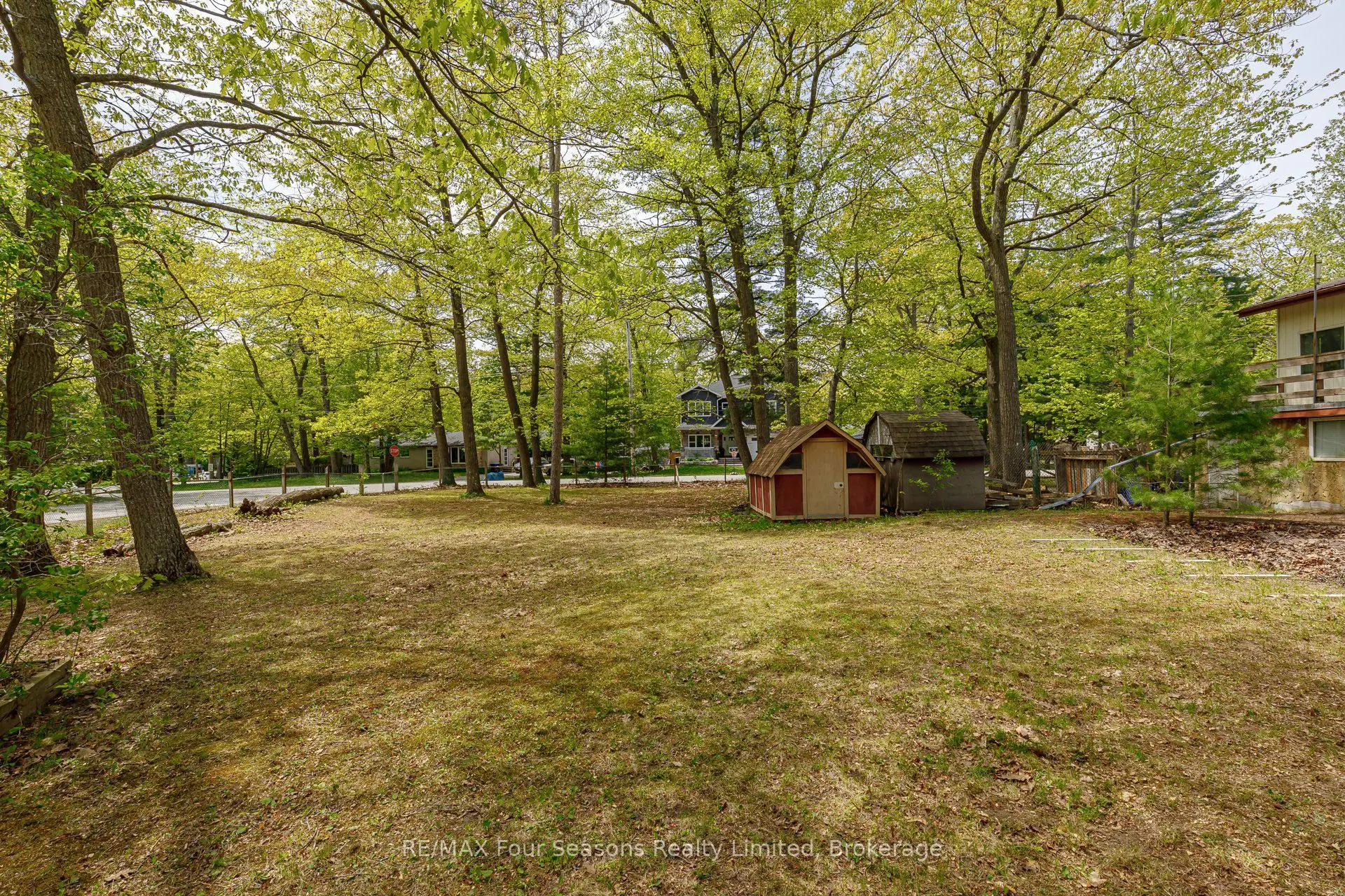 828 Oxbow Park Drive