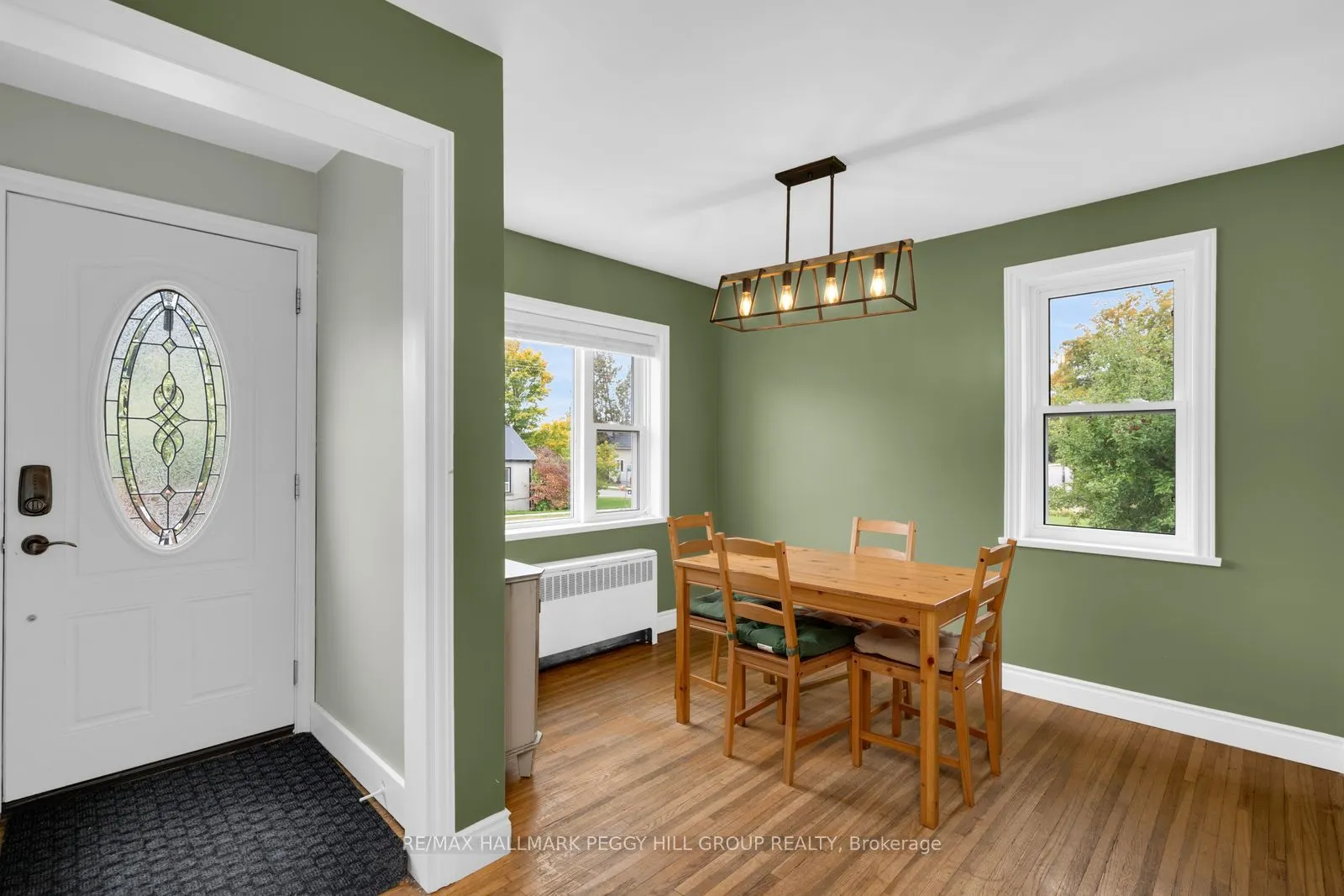 1556 Flos Rd 4 W