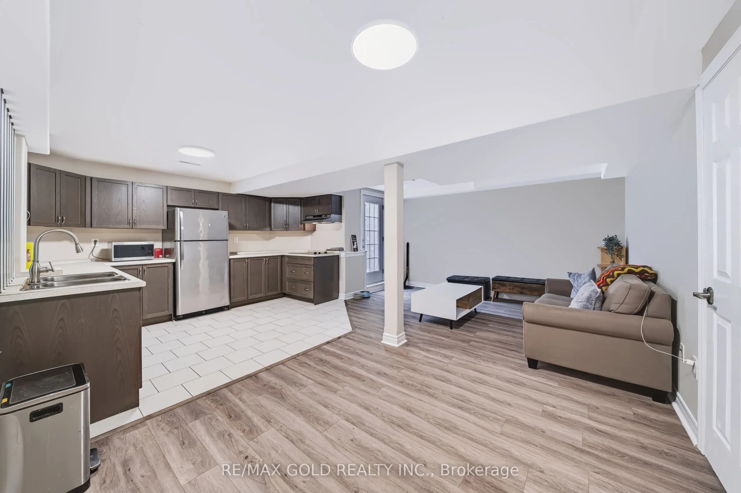 43 Golden Meadow Road