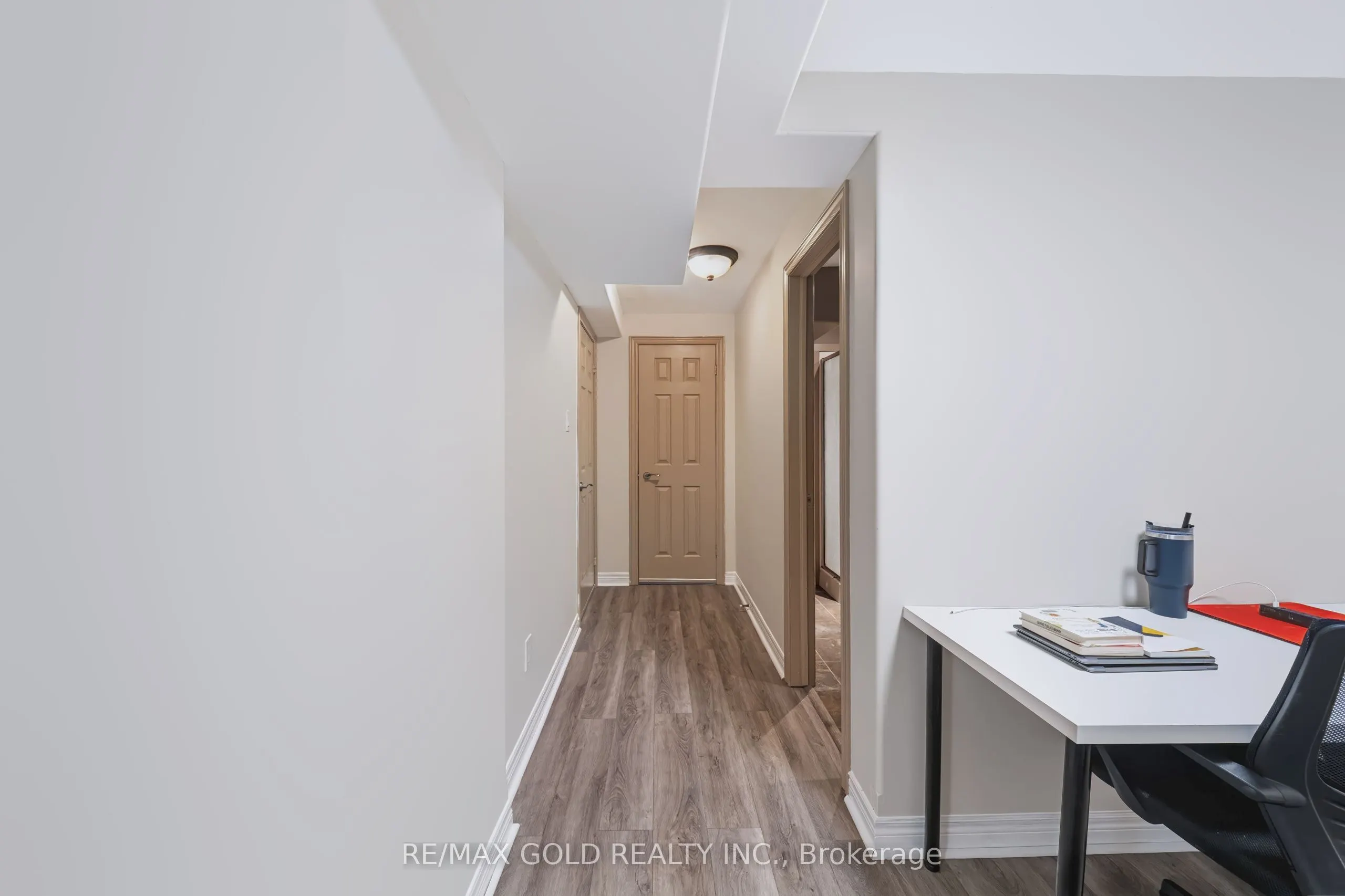 43 Golden Meadow Road