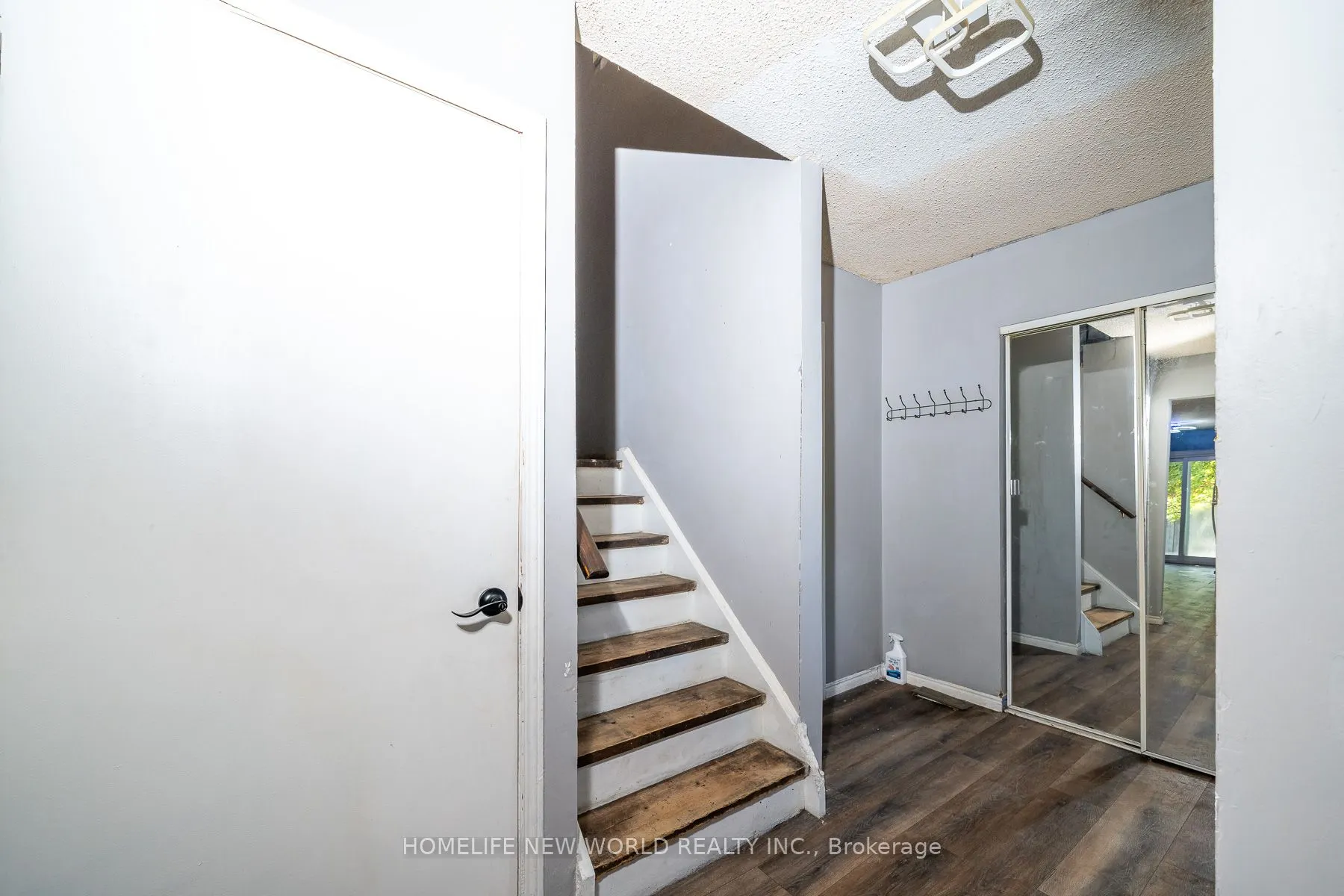 341 Hickling Trail