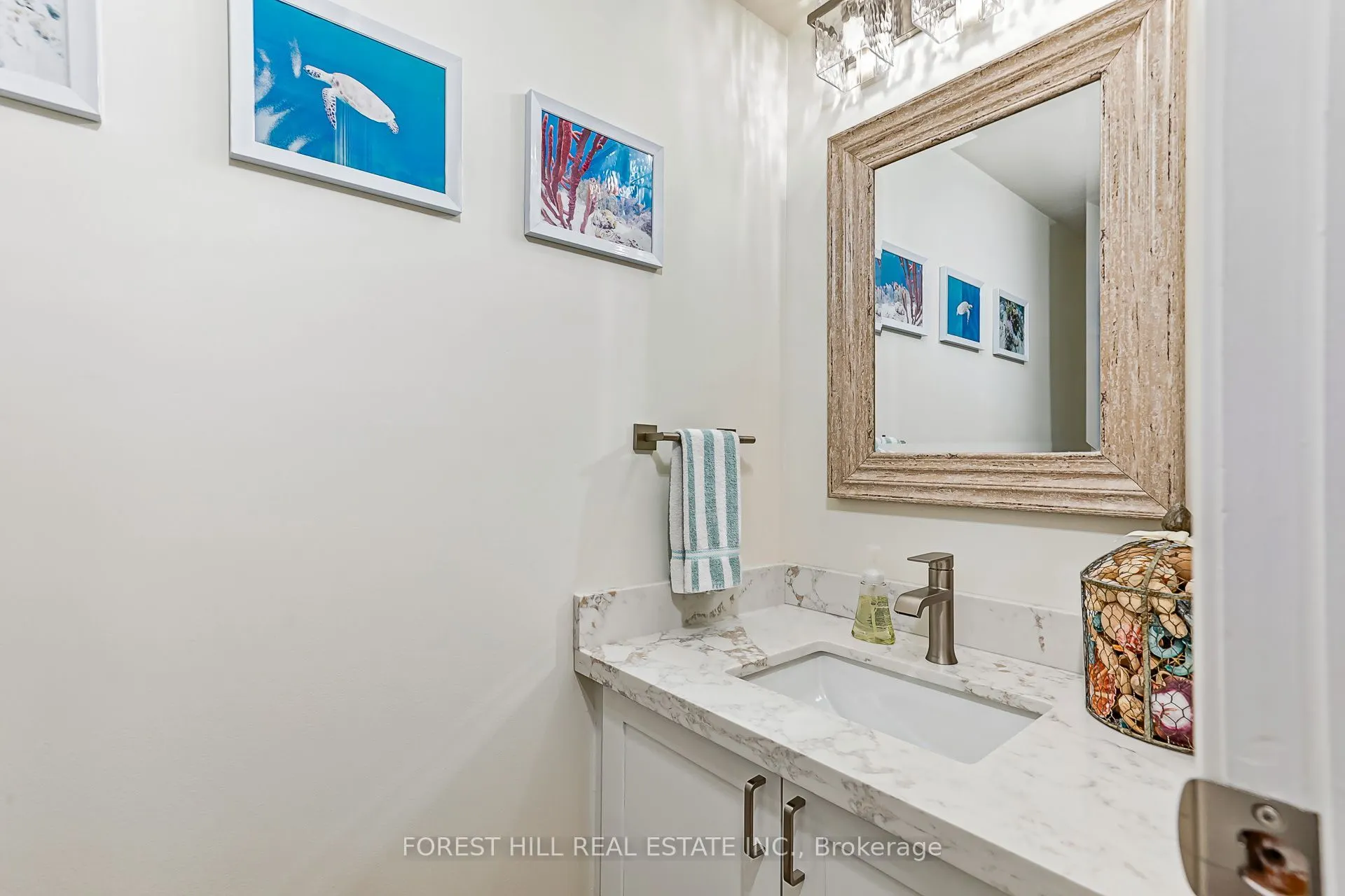 348 Mariners Way #20