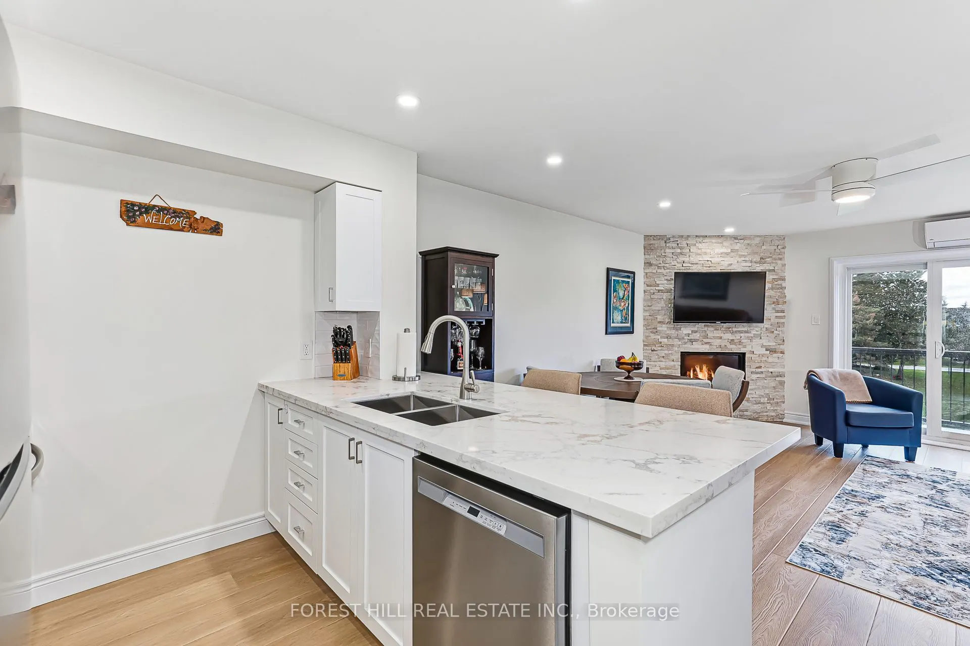 348 Mariners Way #20