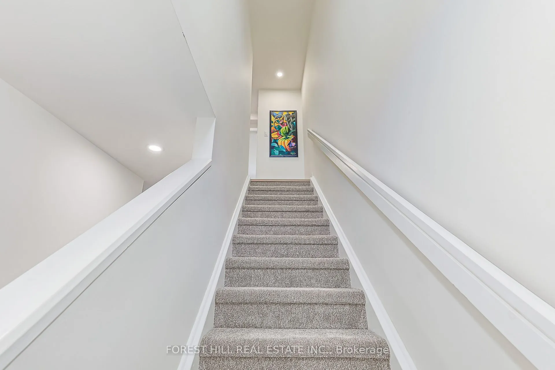 348 Mariners Way #20