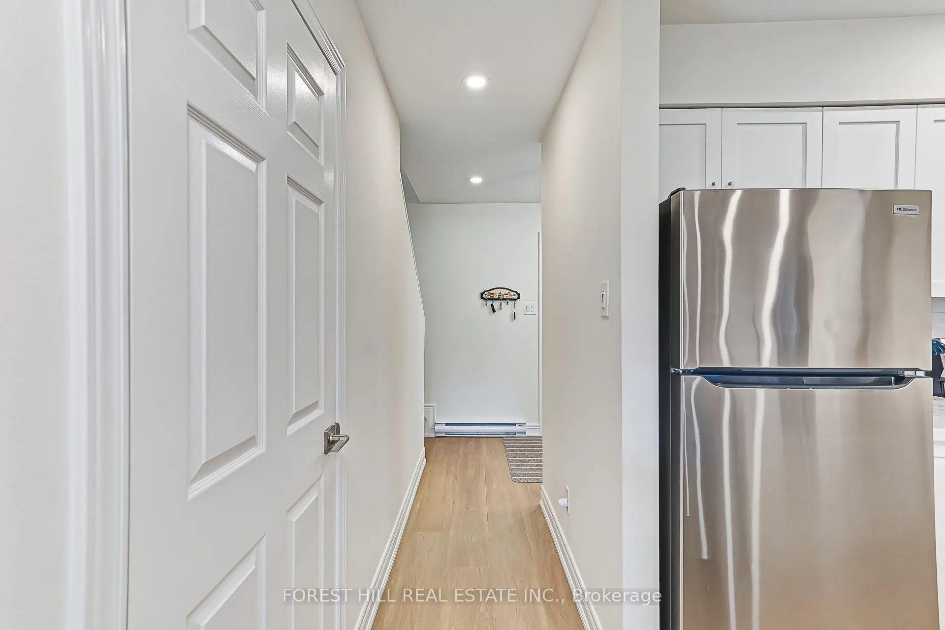 348 Mariners Way #20